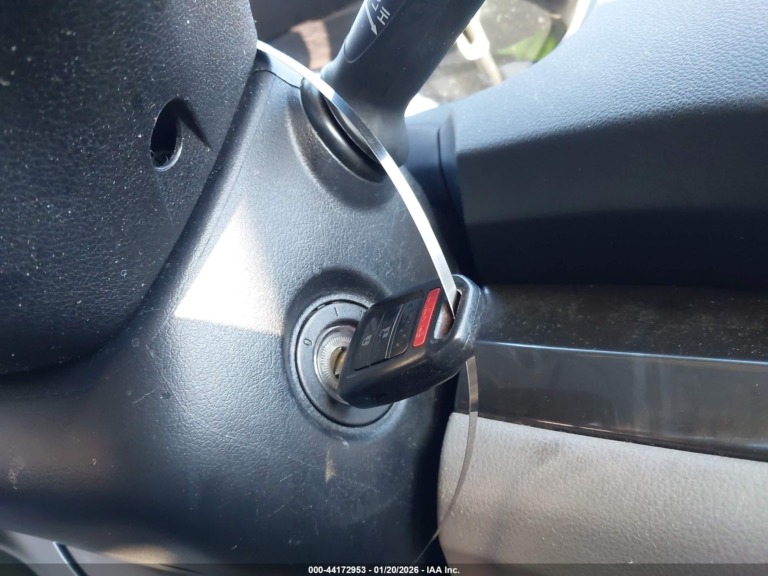 HONDA CR-V image 11