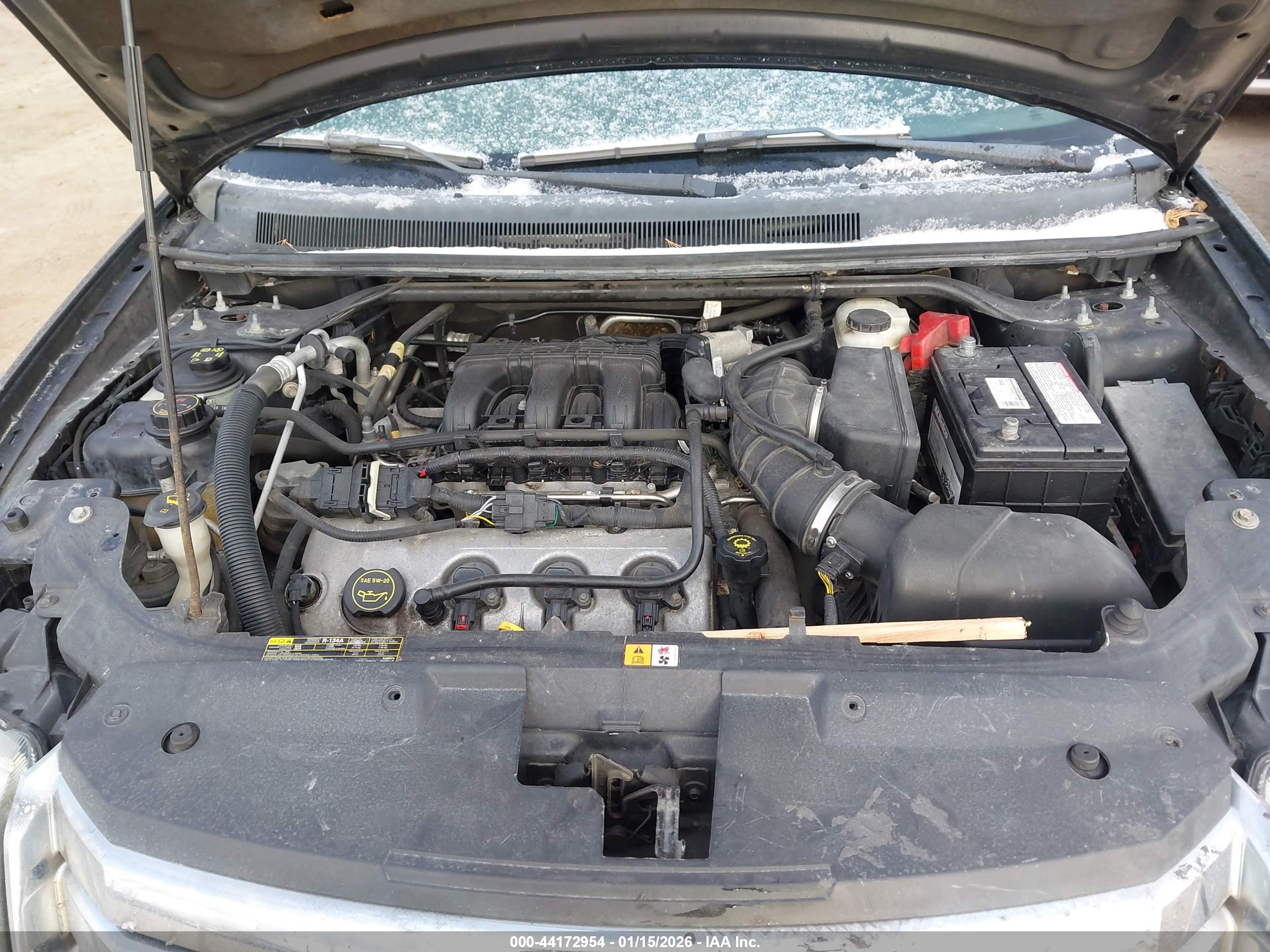 FORD TAURUS image 10
