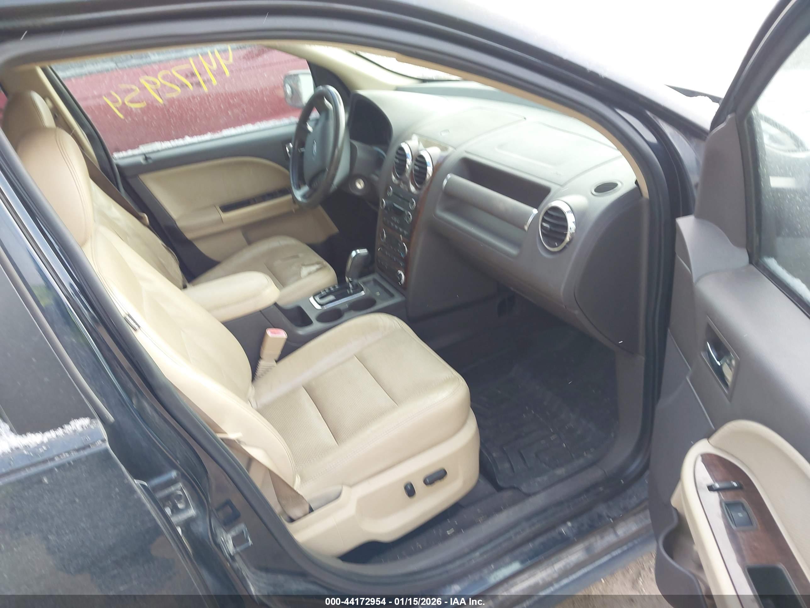 FORD TAURUS image 5