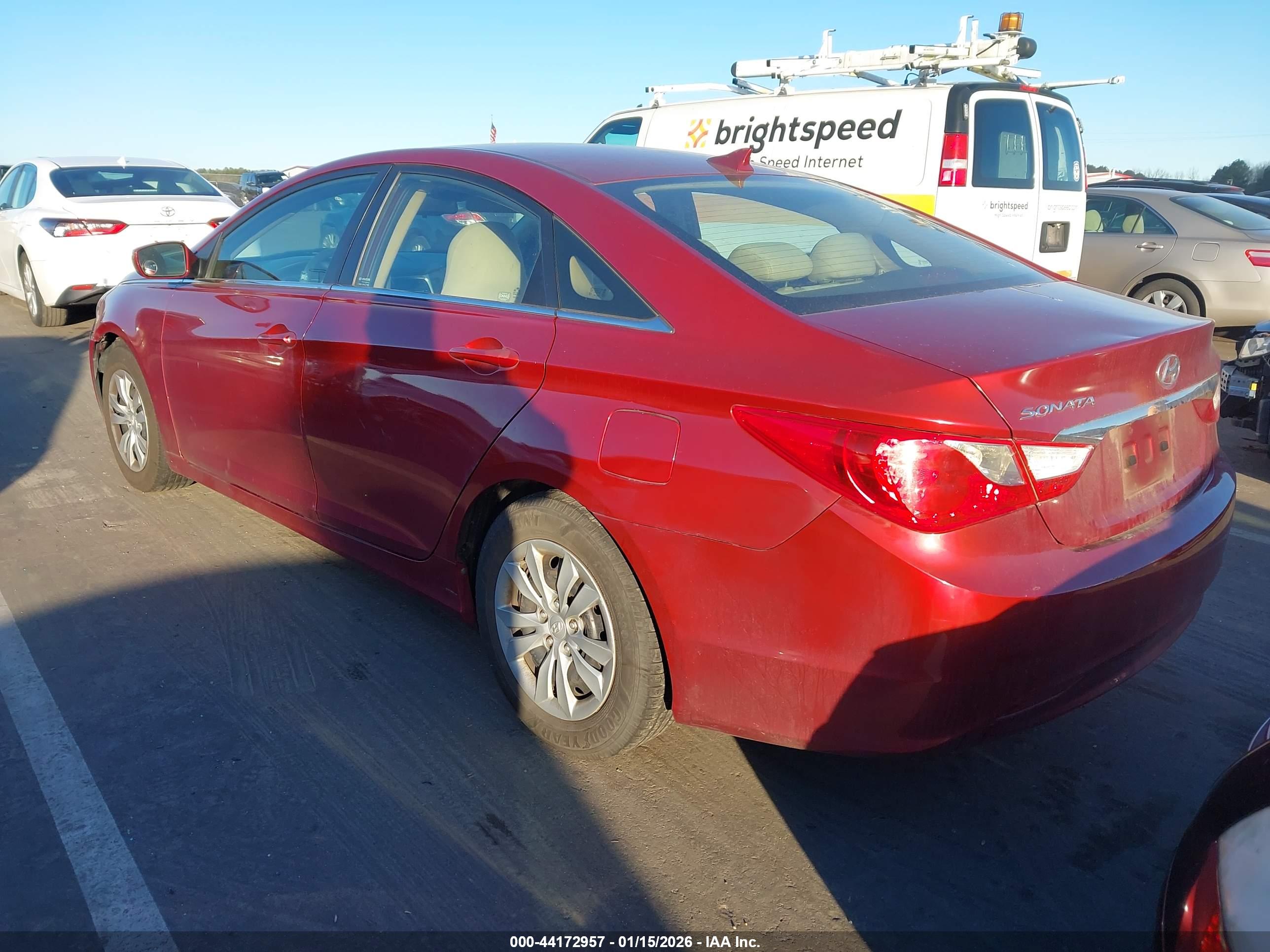 HYUNDAI SONATA image 3