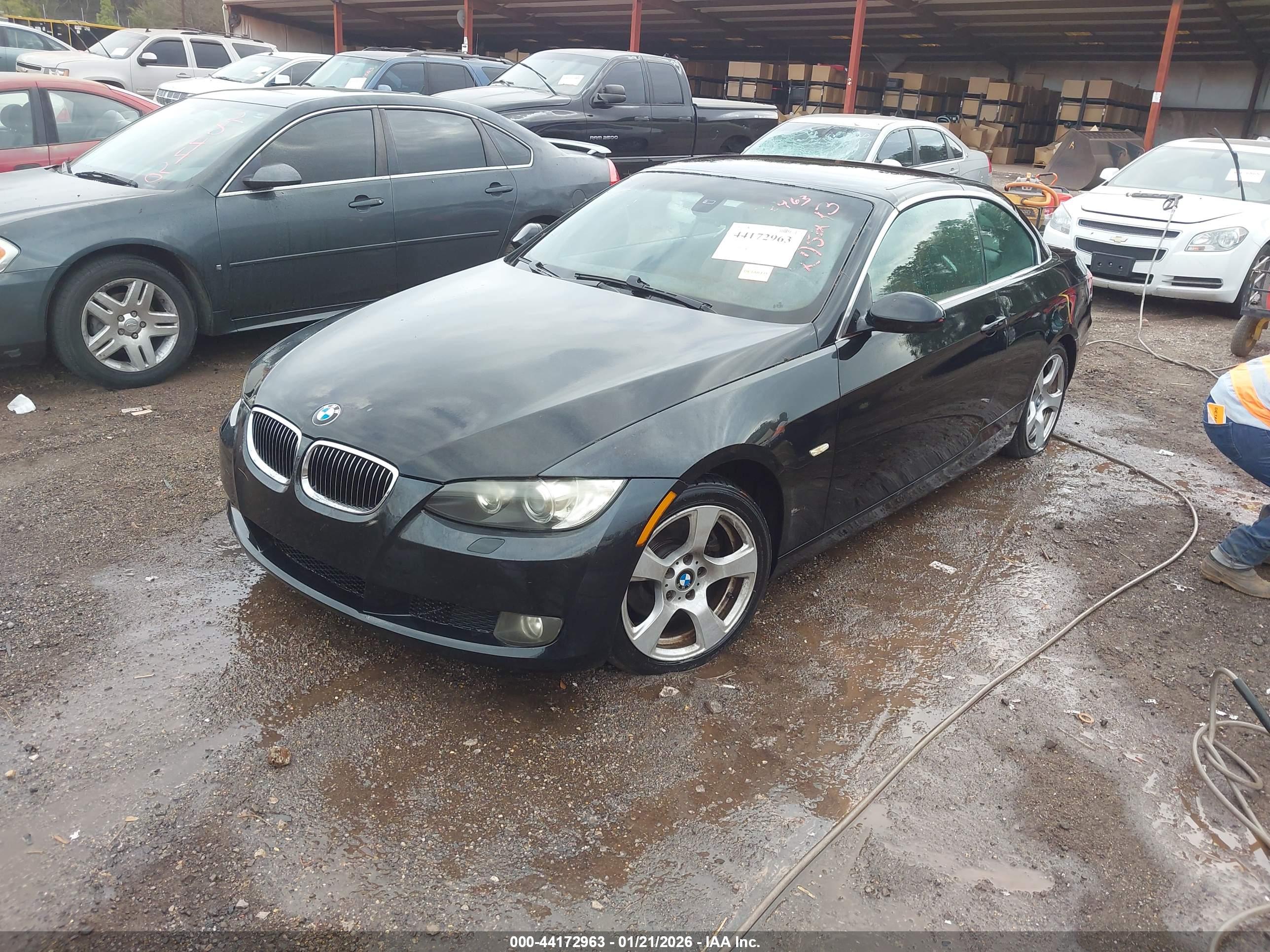BMW 328I image 2