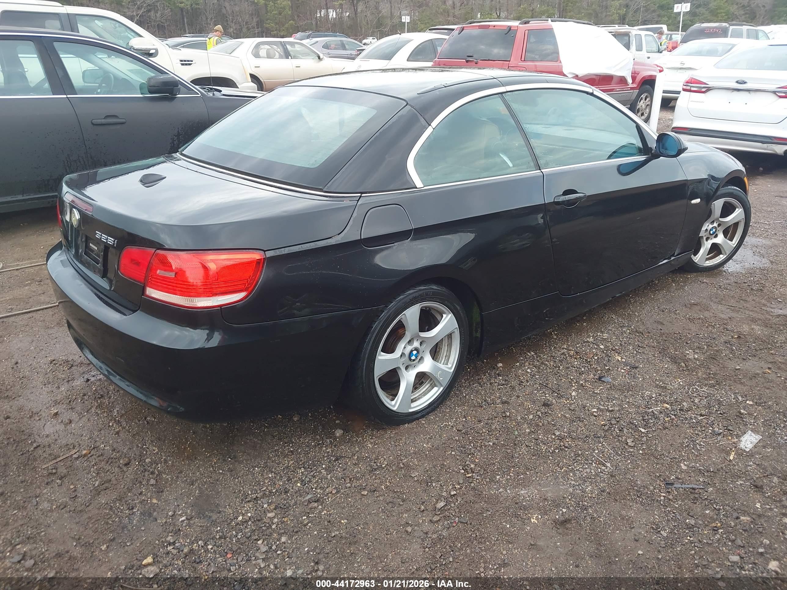 BMW 328I image 4