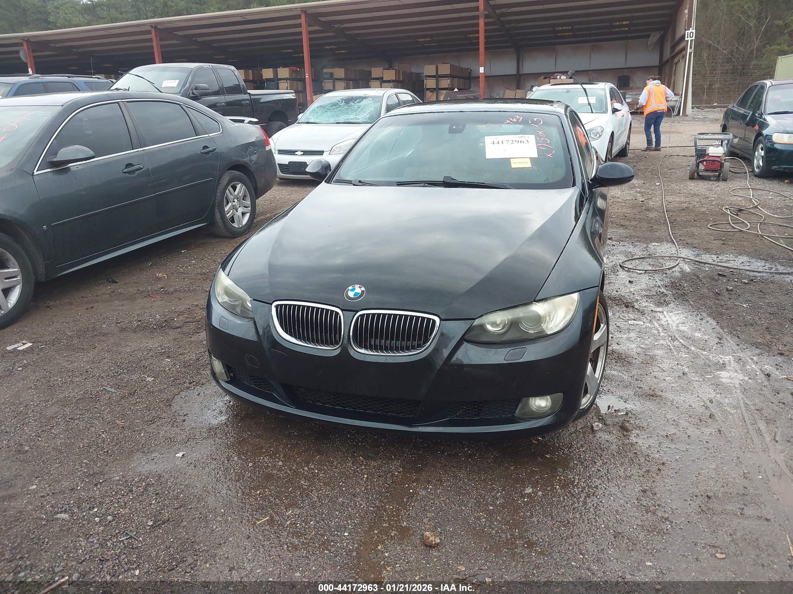 BMW 328I image 6