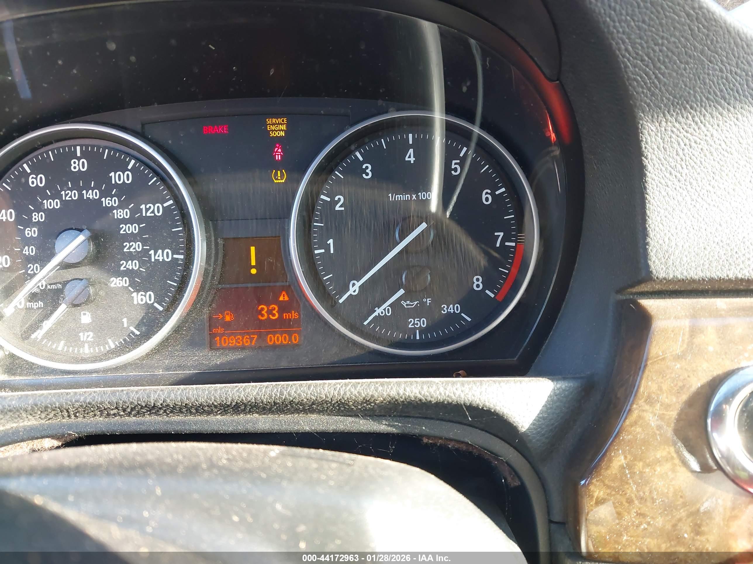 BMW 328I image 7