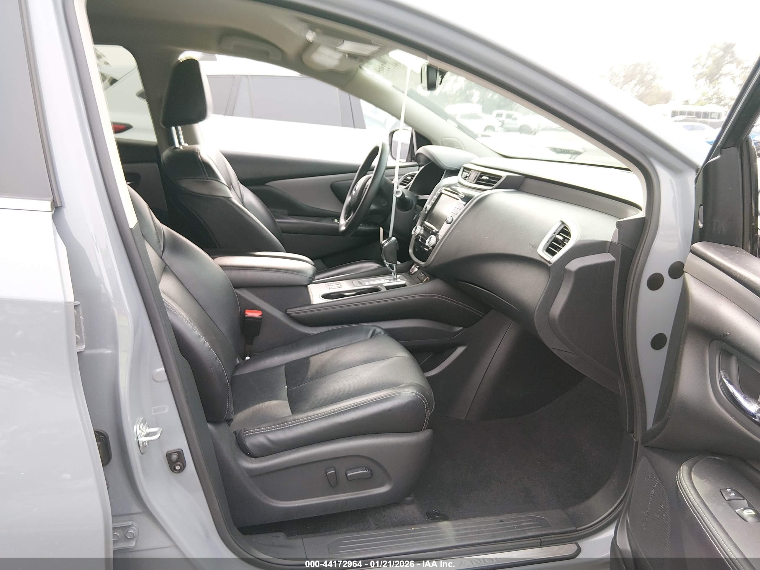 NISSAN MURANO image 5