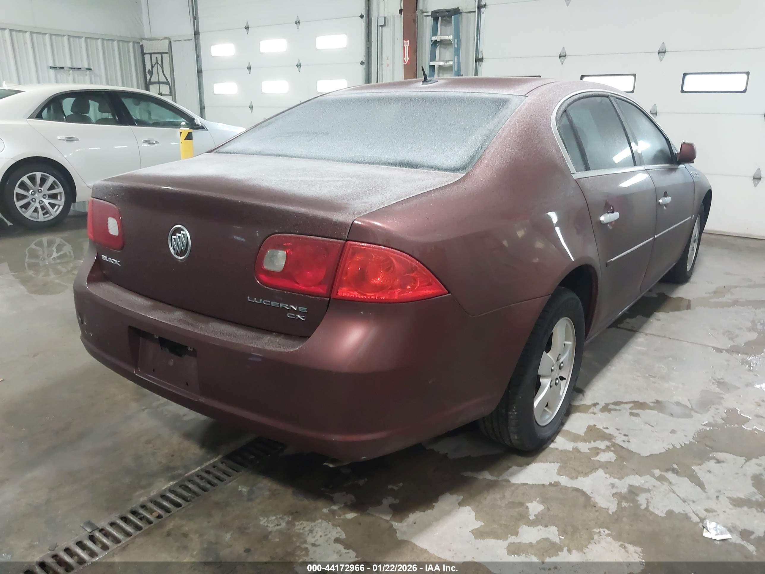 BUICK LUCERNE image 4