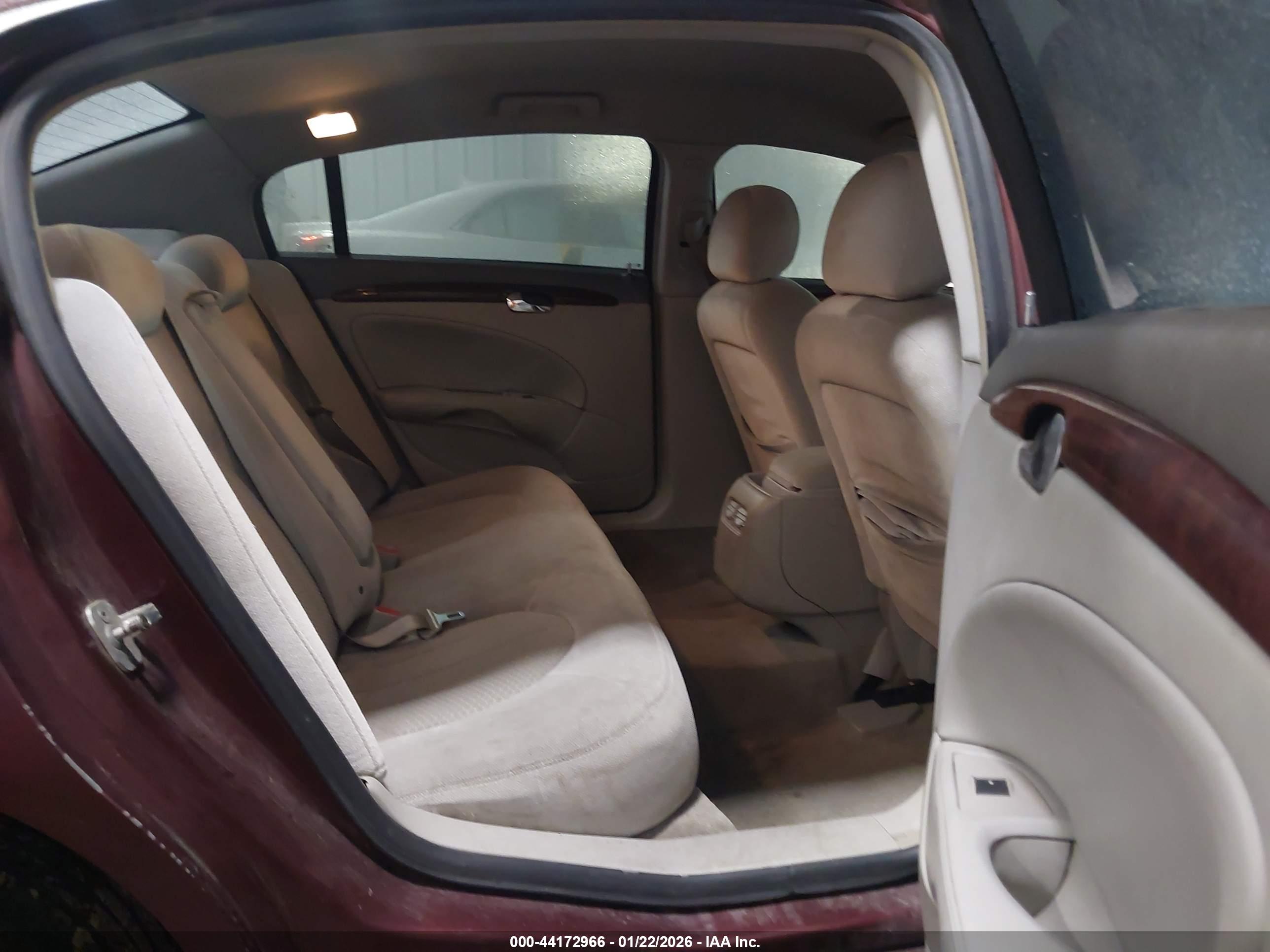 BUICK LUCERNE image 8