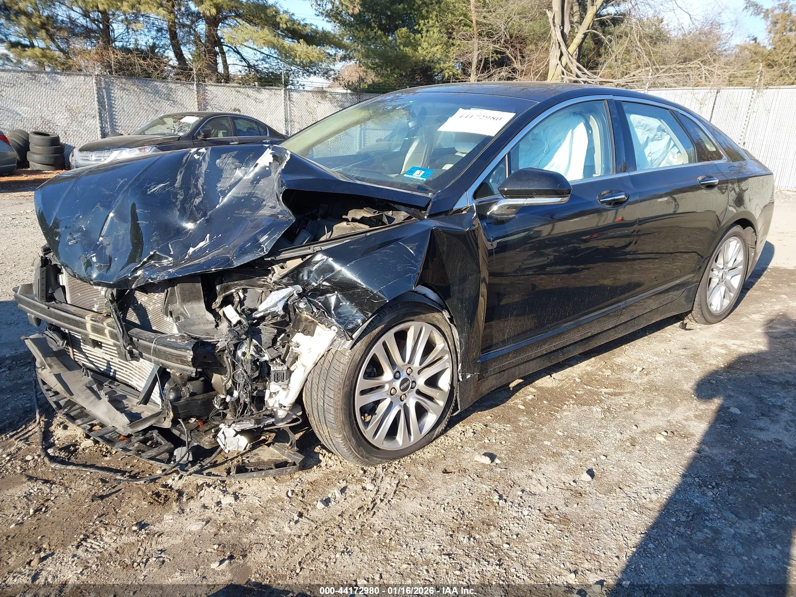 LINCOLN MKZ image 2