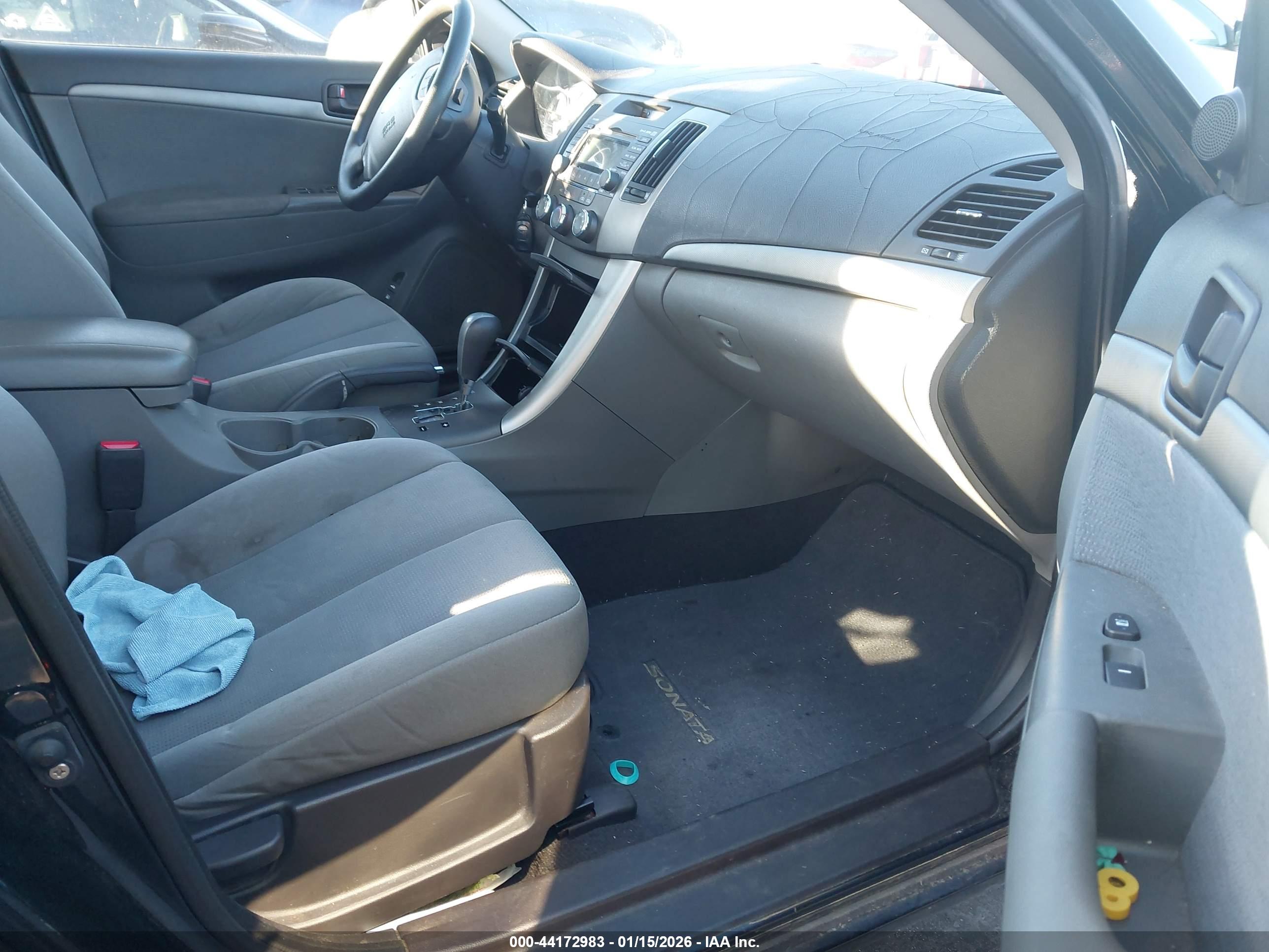 HYUNDAI SONATA image 5