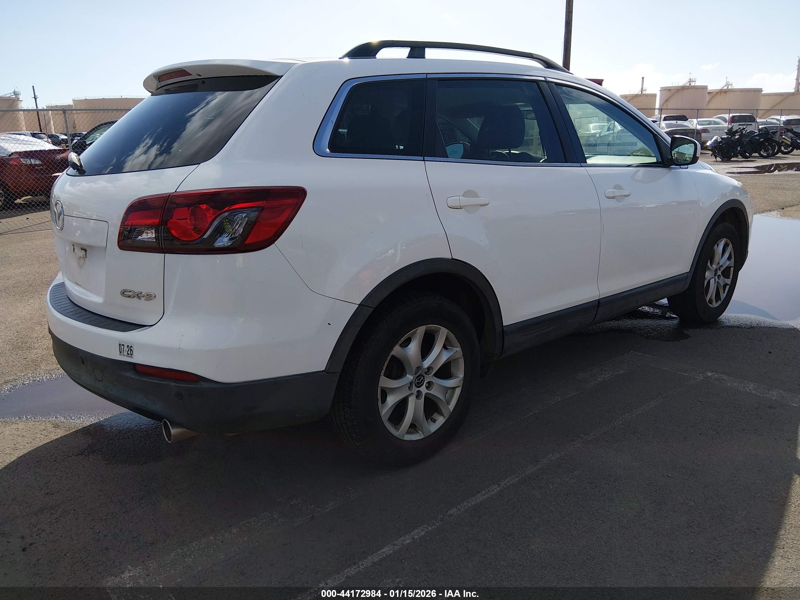 MAZDA CX-9 image 4