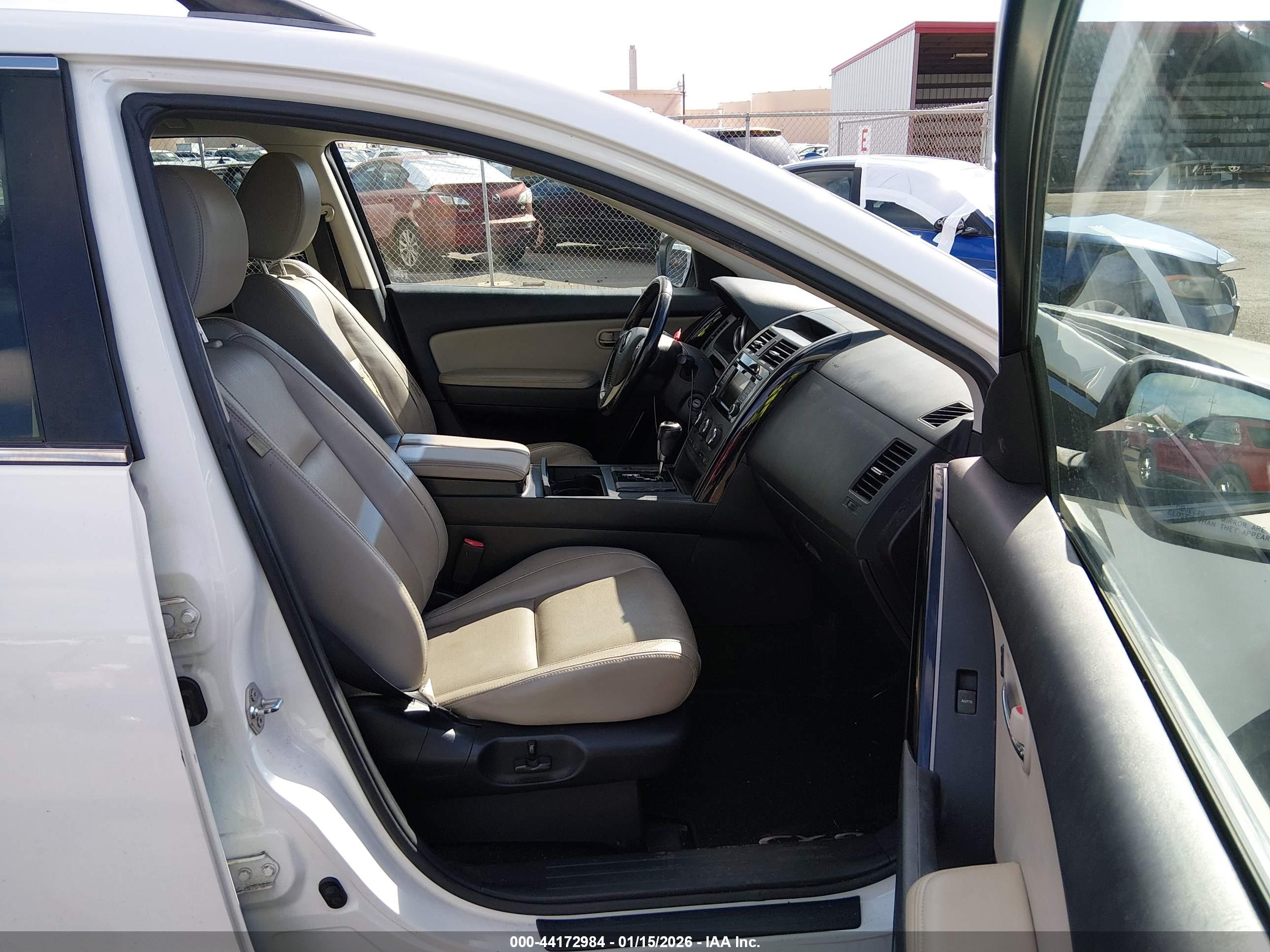 MAZDA CX-9 image 5