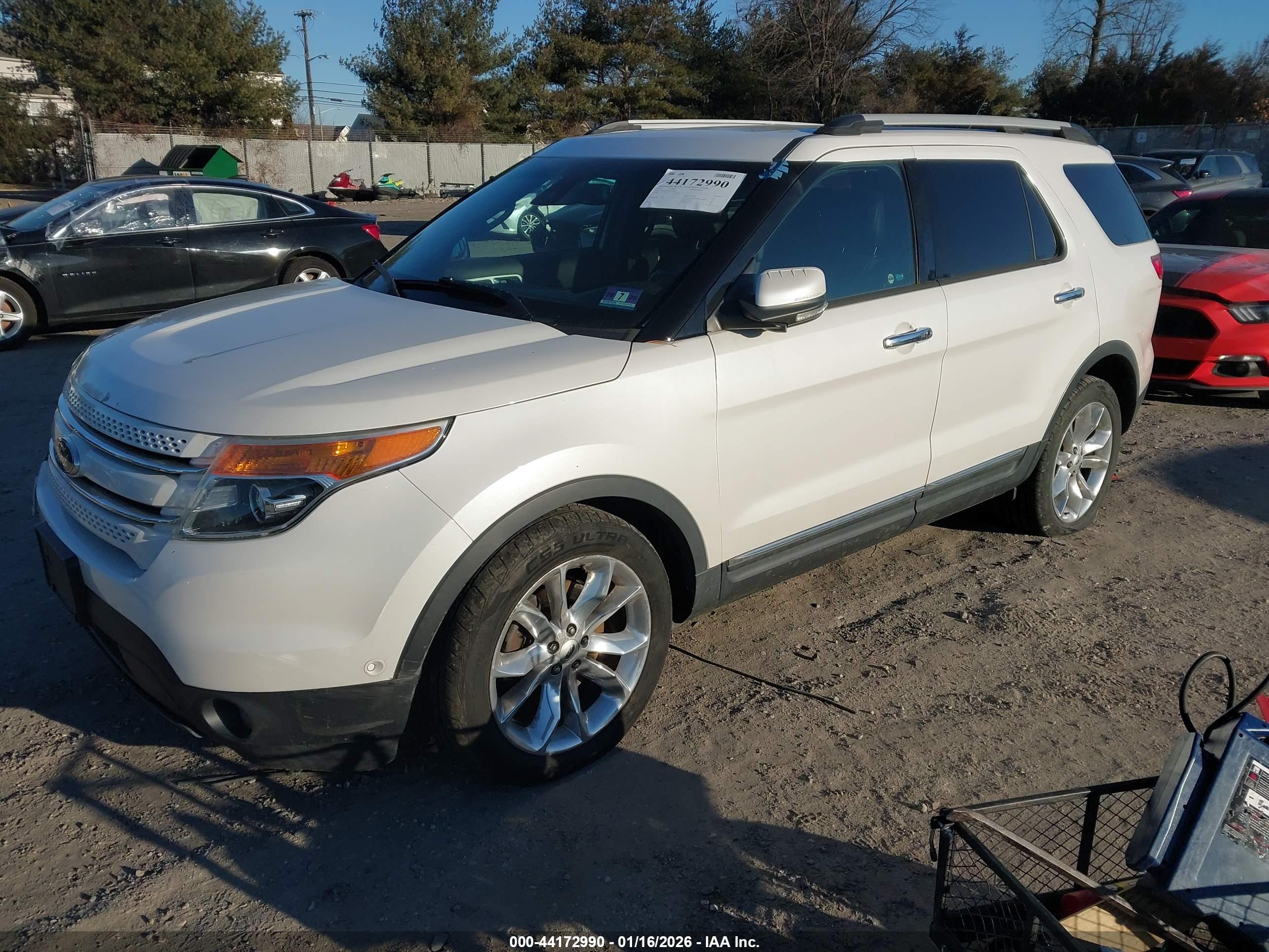FORD EXPLORER image 2