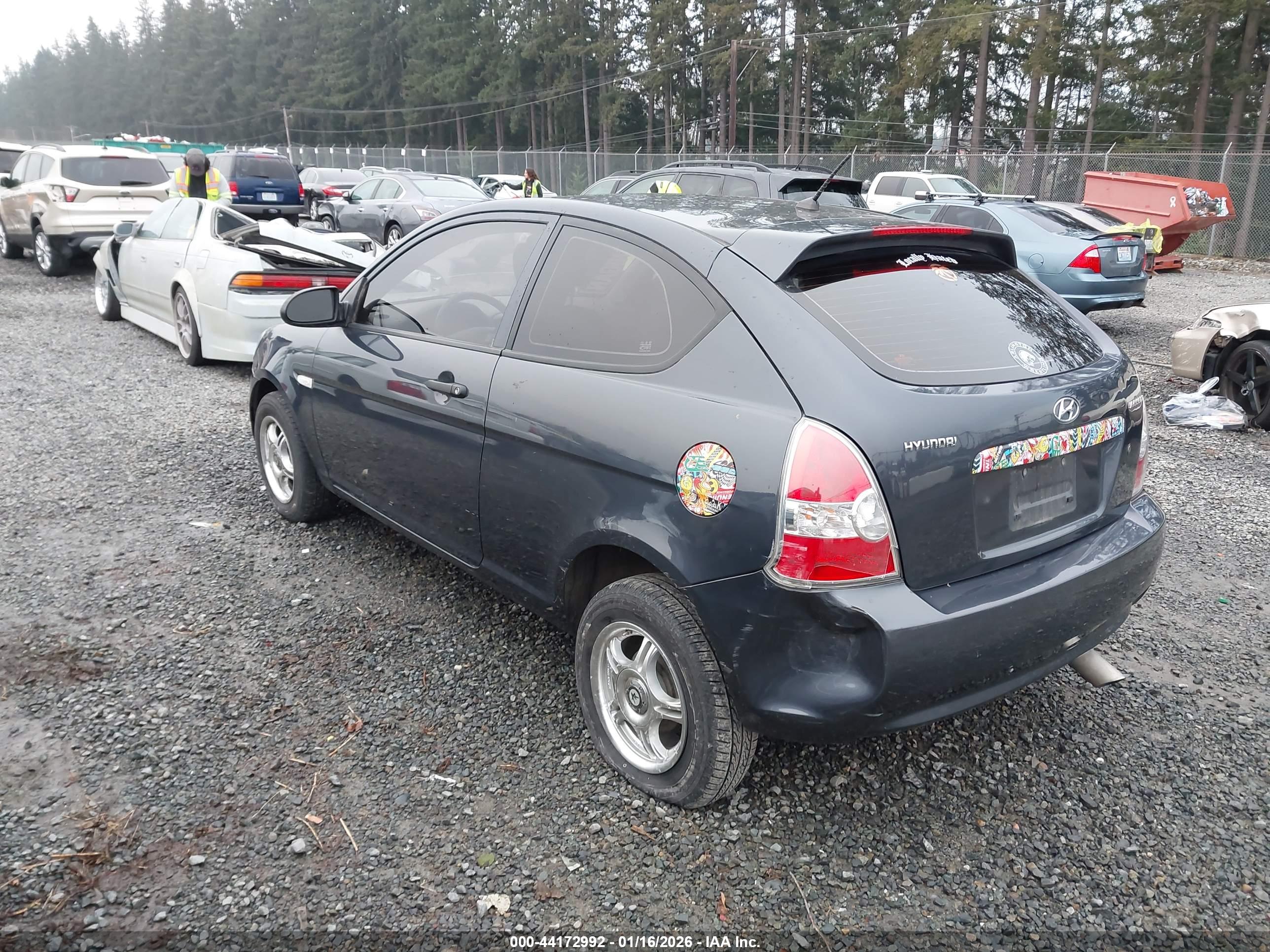HYUNDAI ACCENT image 3