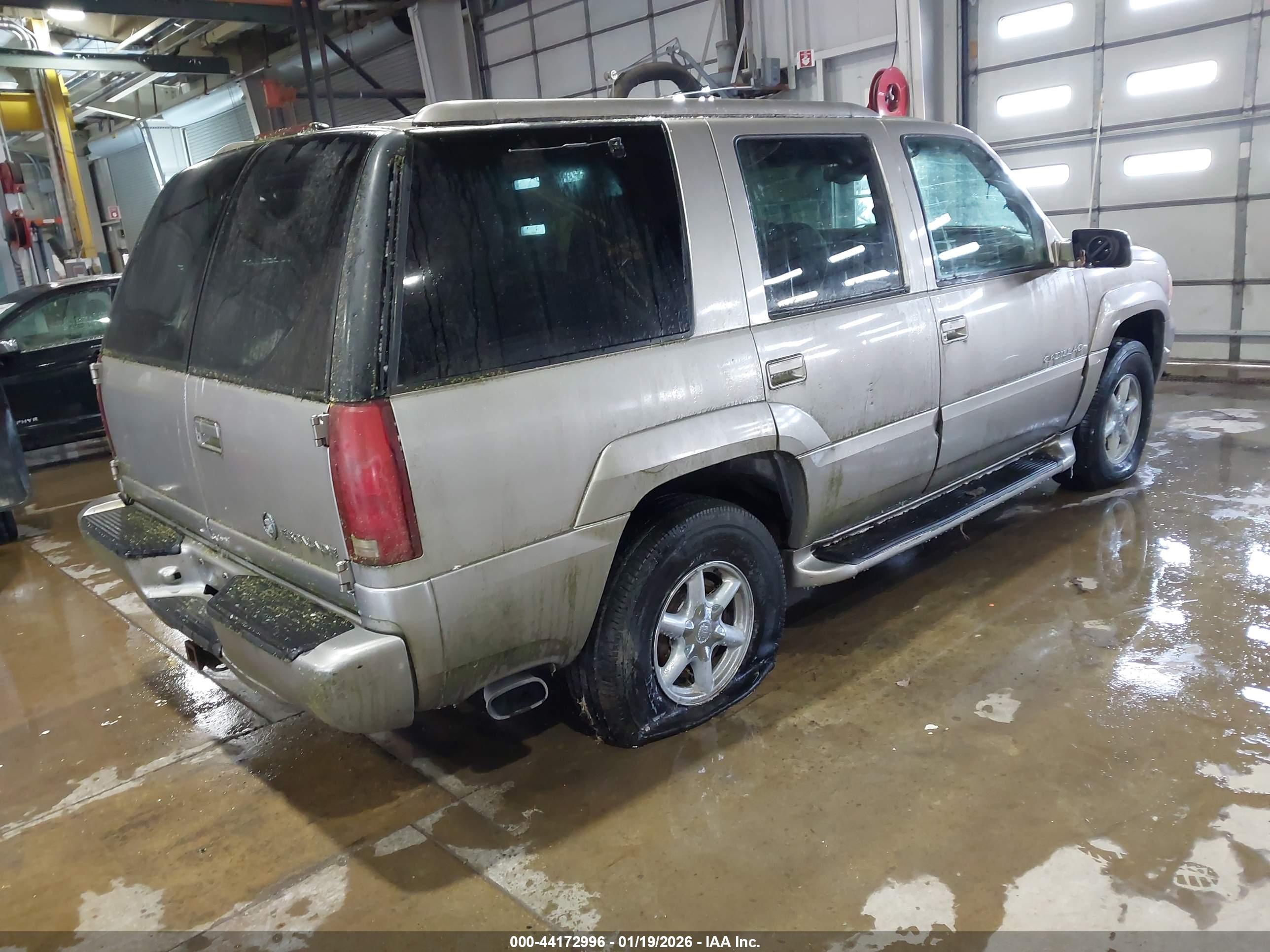 CADILLAC ESCALADE image 4