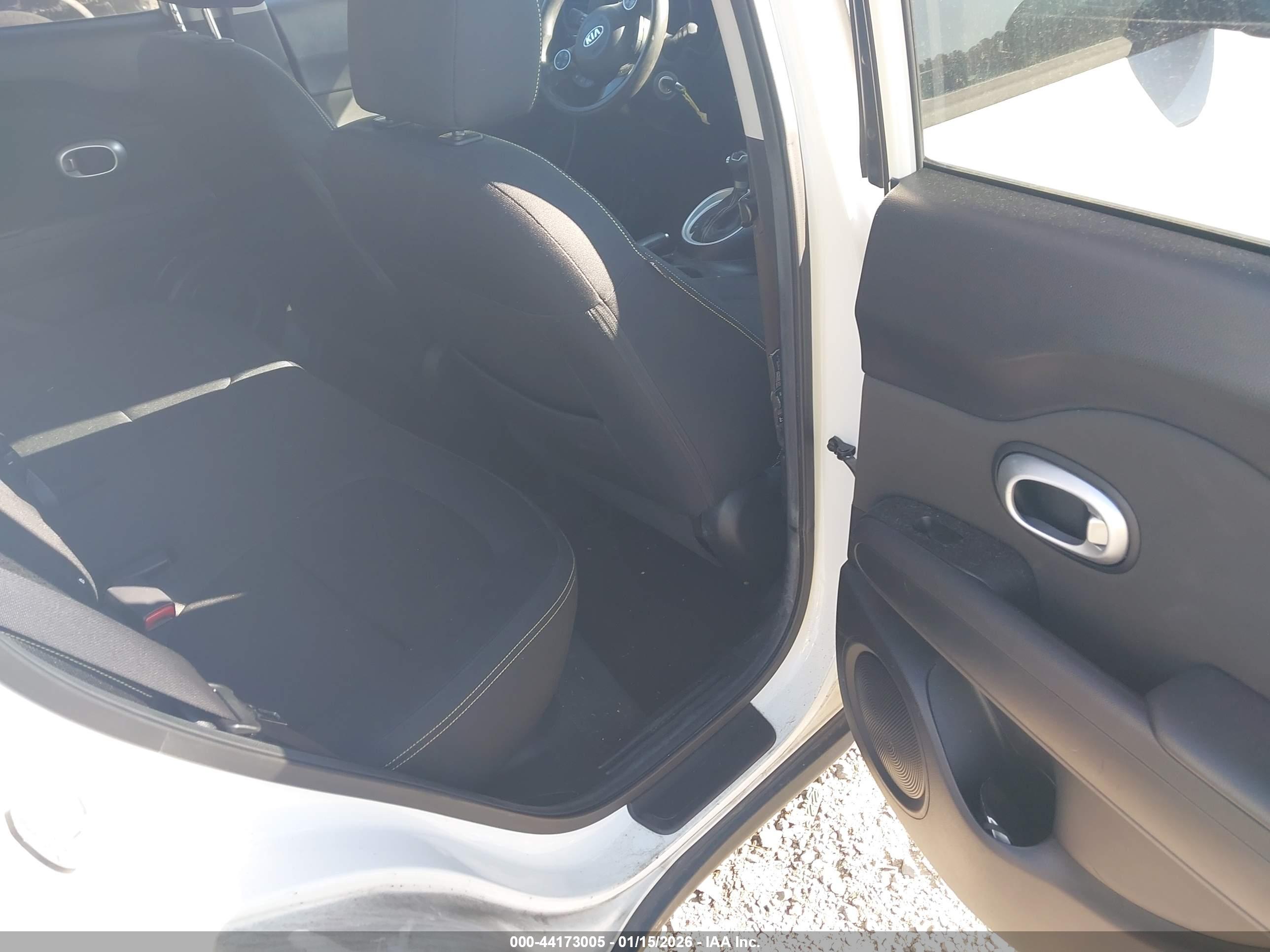 KIA SOUL image 8