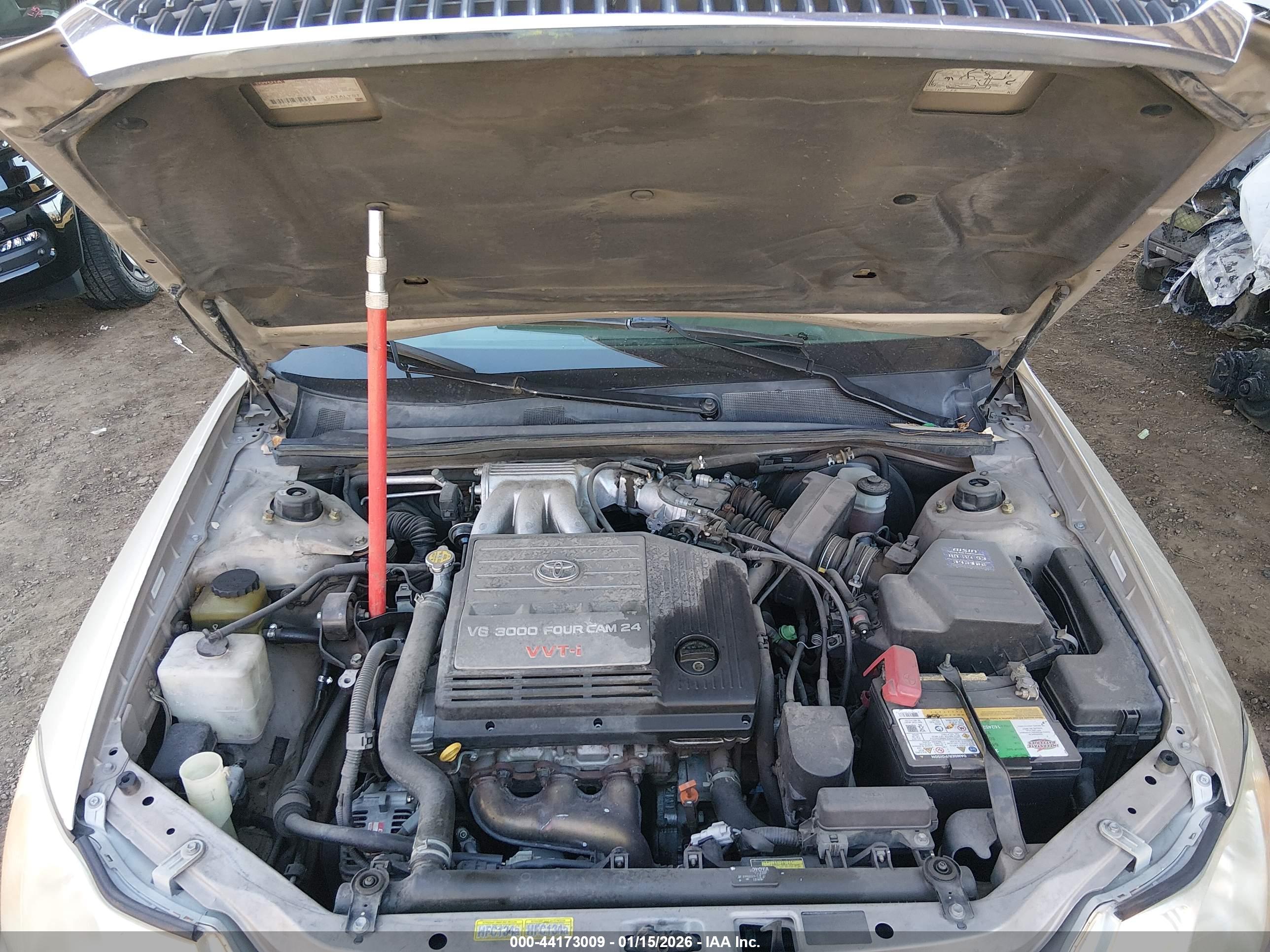 TOYOTA AVALON image 10