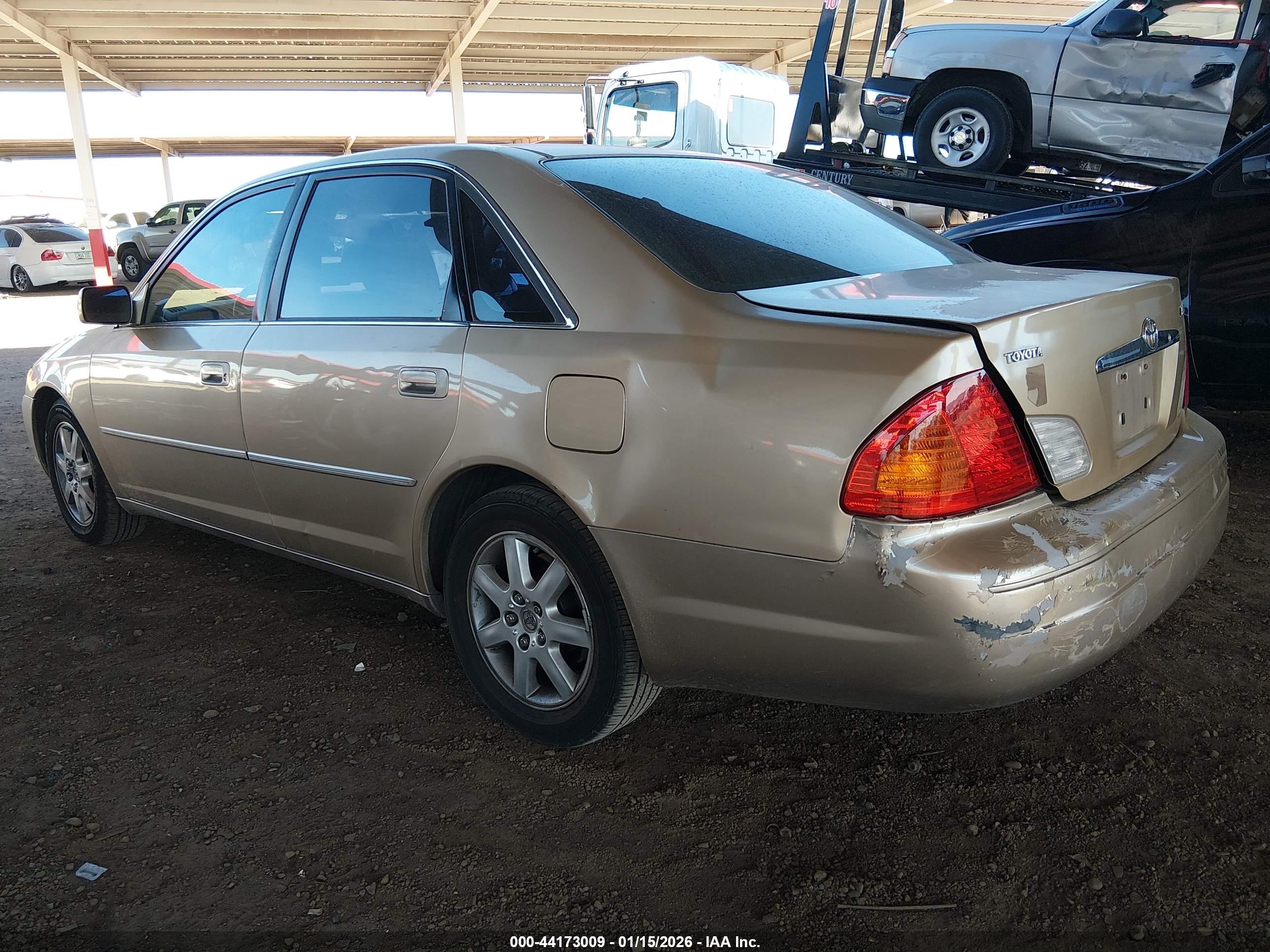 TOYOTA AVALON image 6