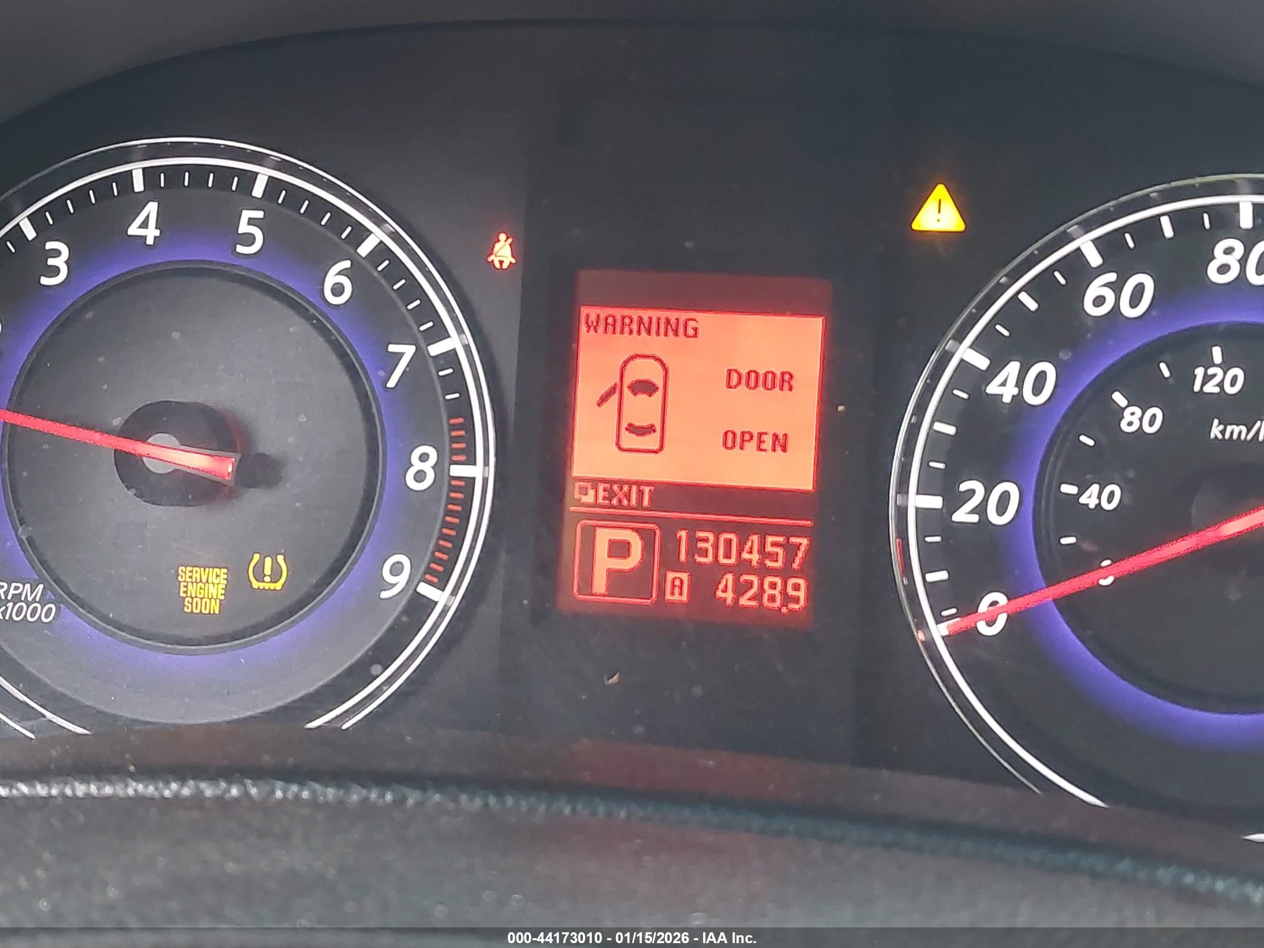 INFINITI G37 image 7
