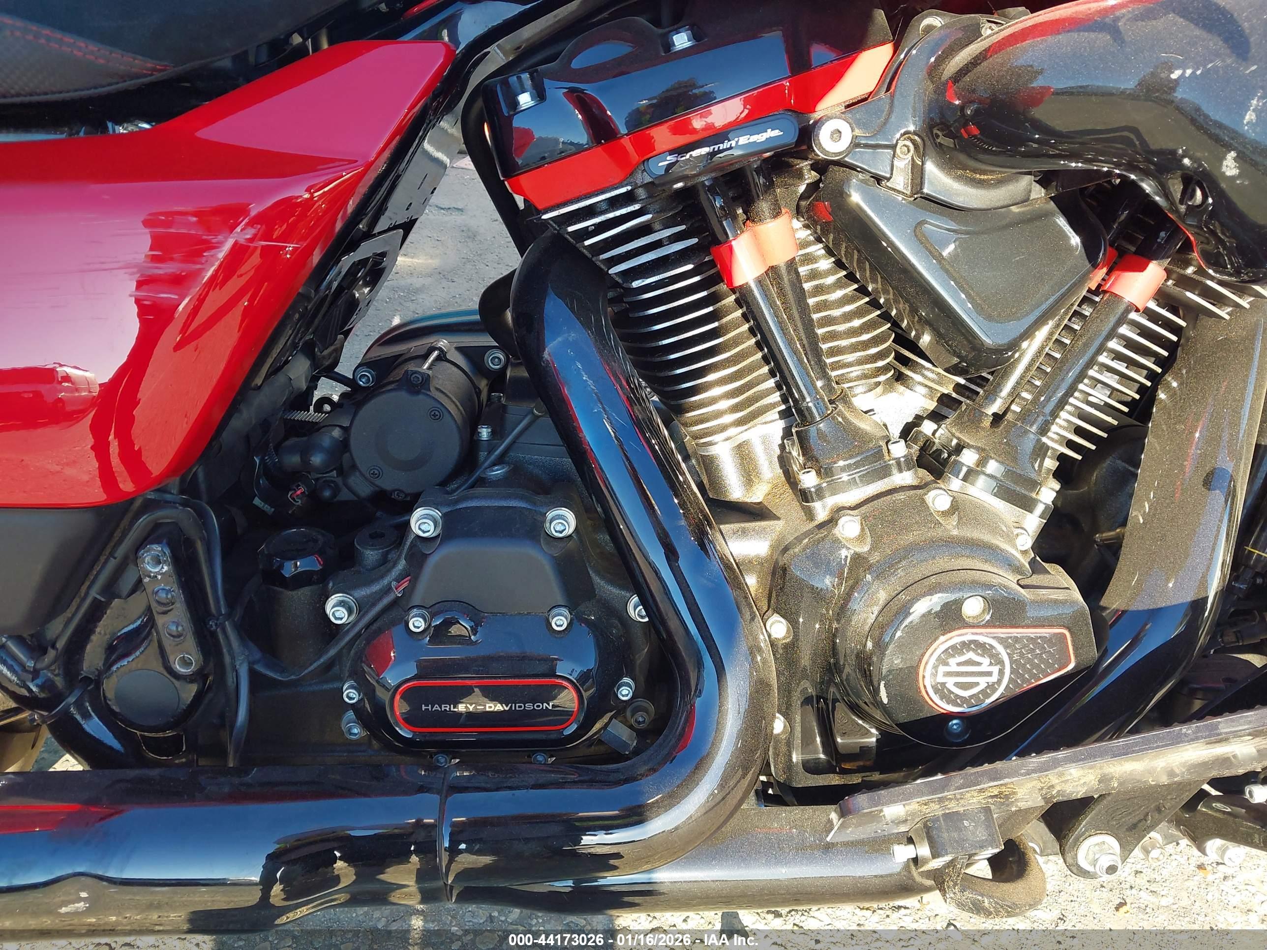 HARLEY-DAVIDSON FLTRXSTSE image 8