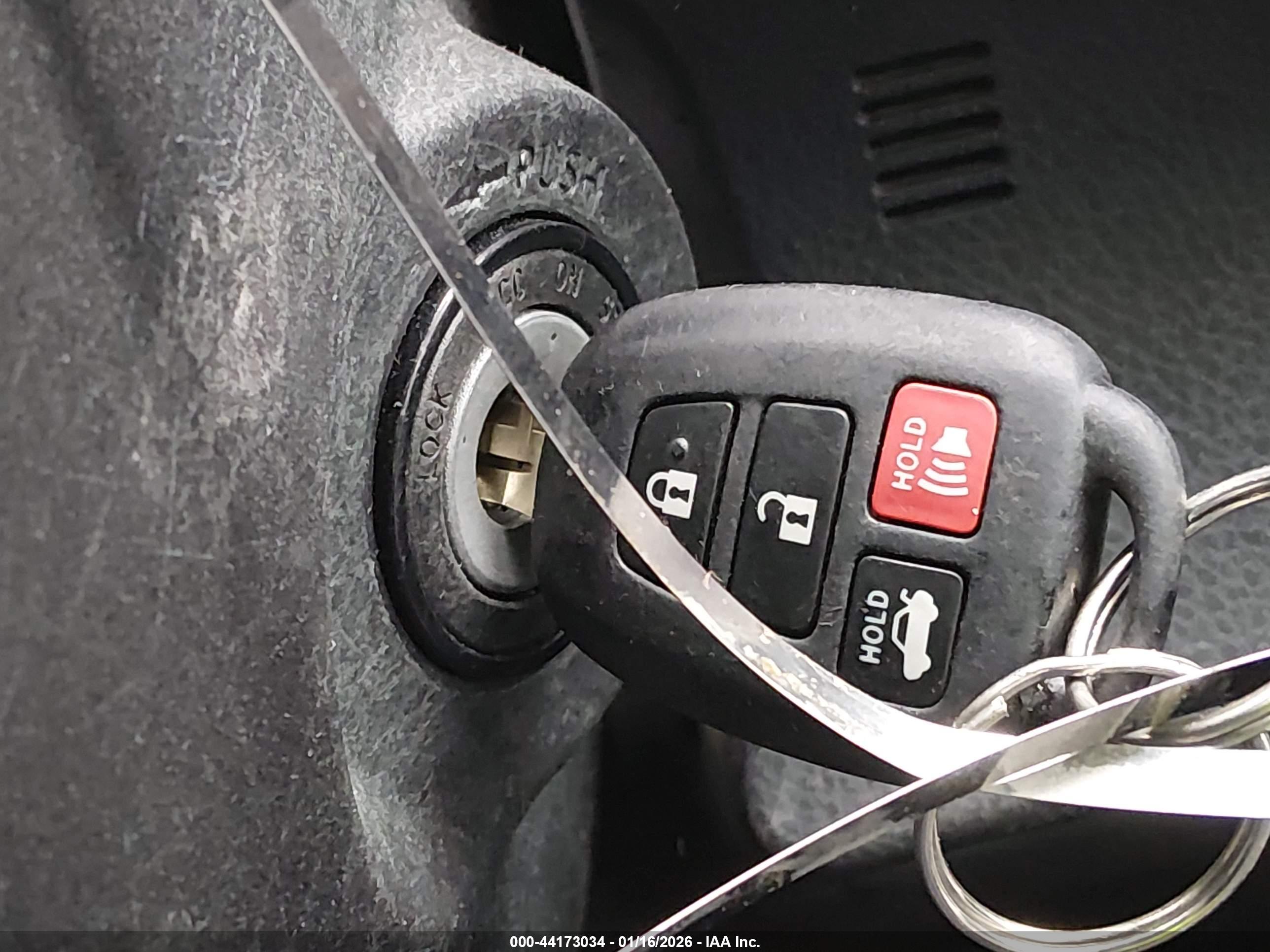 TOYOTA COROLLA image 11