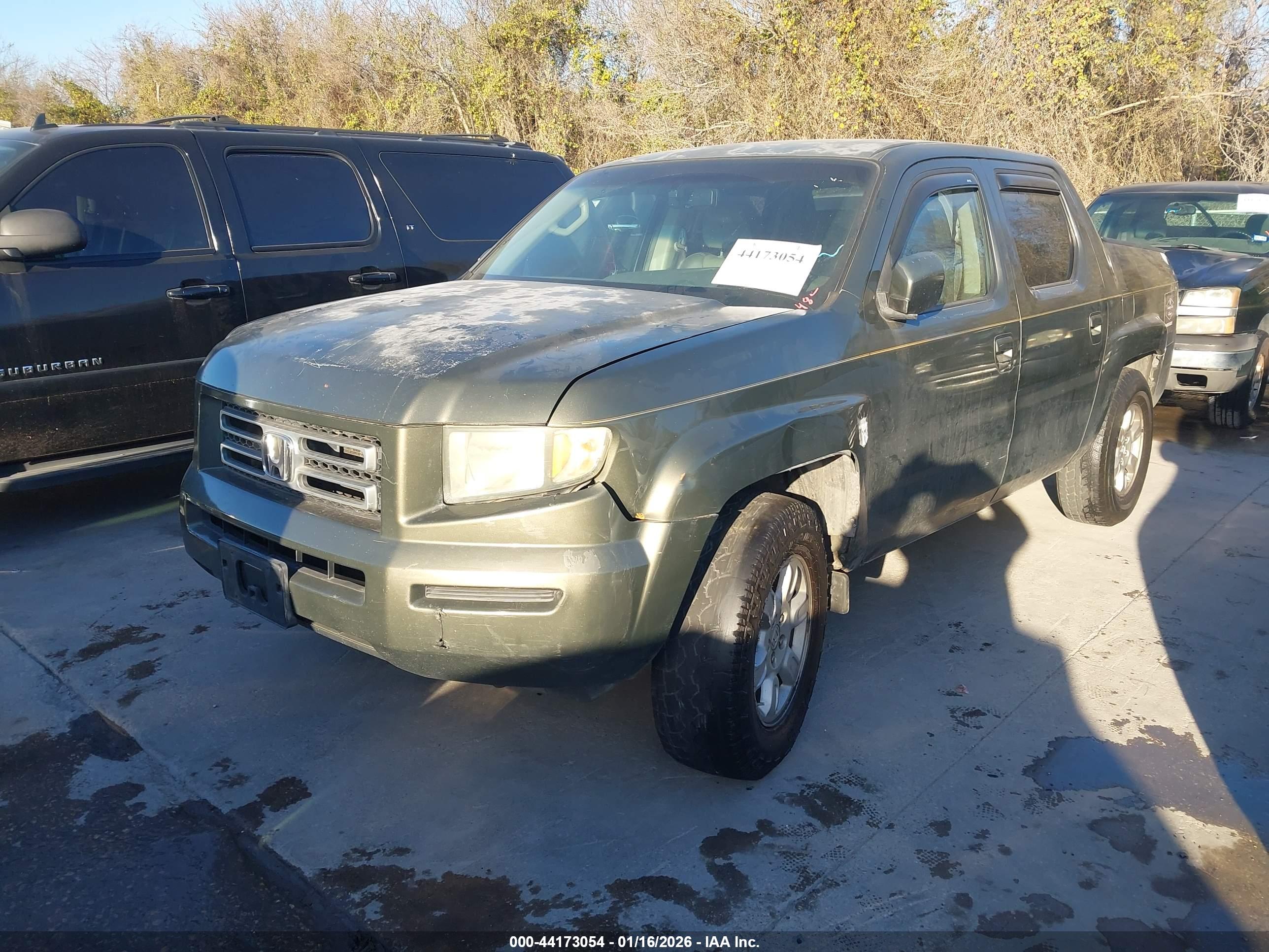 HONDA RIDGELINE image 2