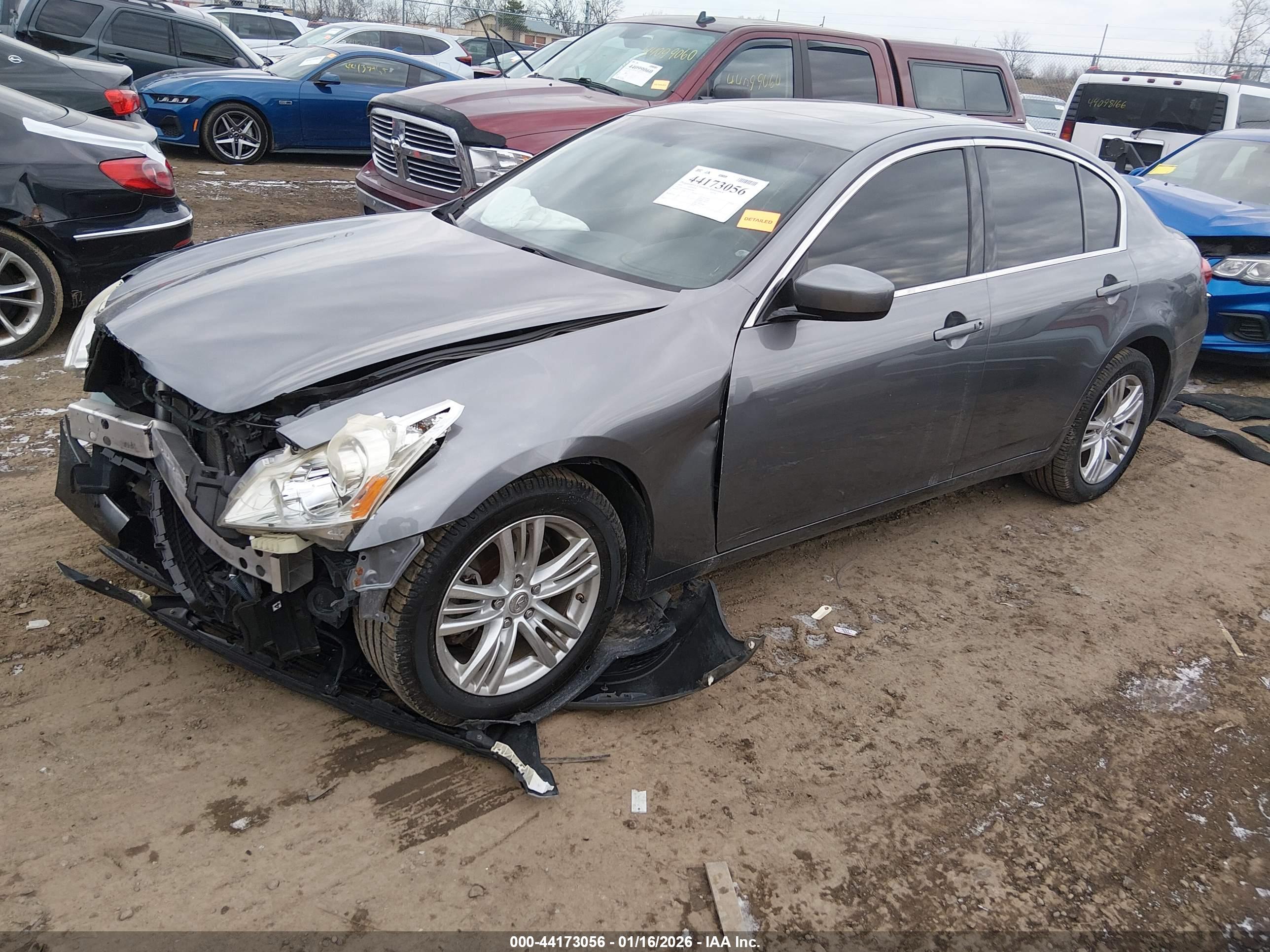 INFINITI G37X image 2