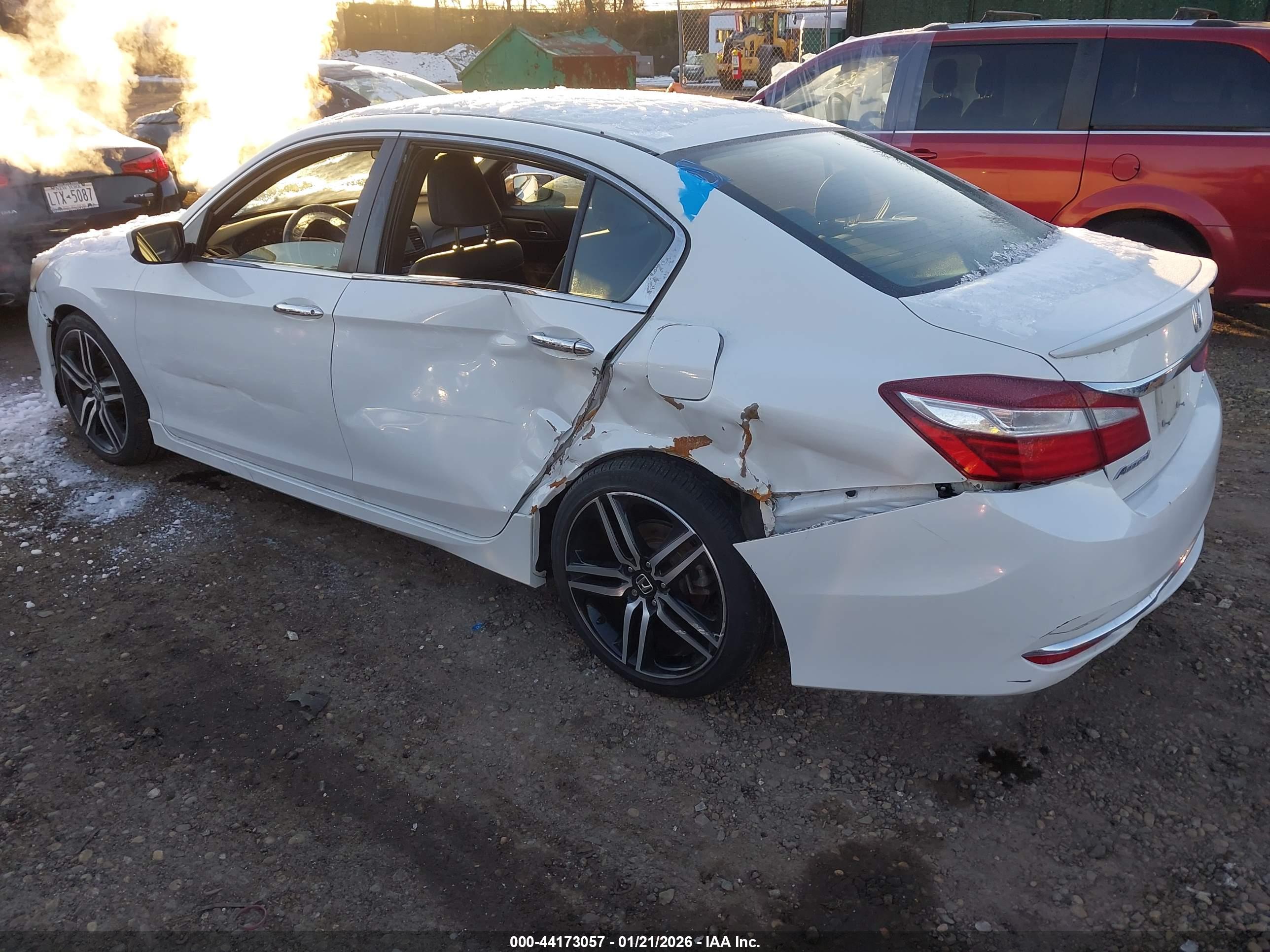 HONDA ACCORD image 3