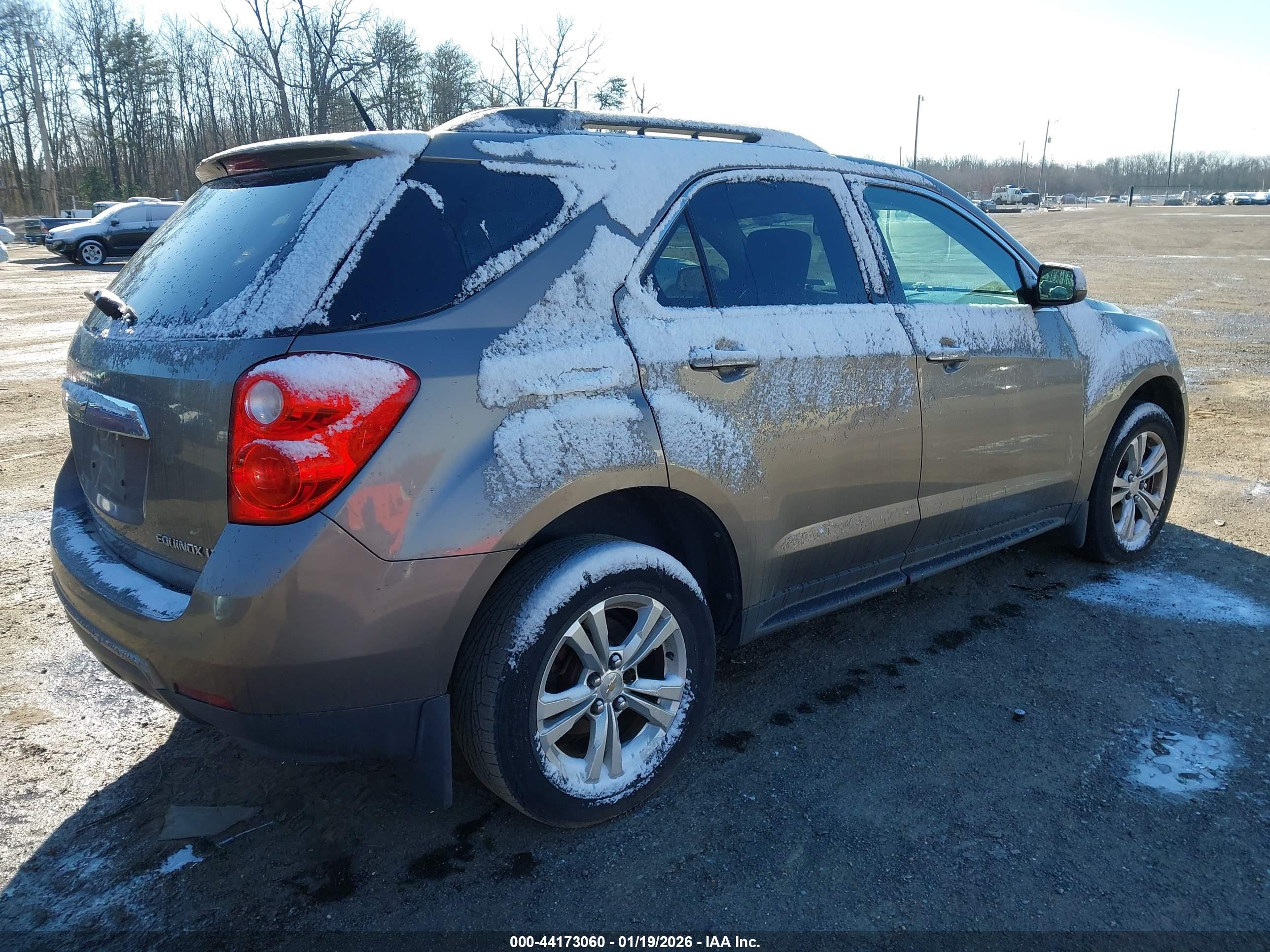 CHEVROLET EQUINOX image 4