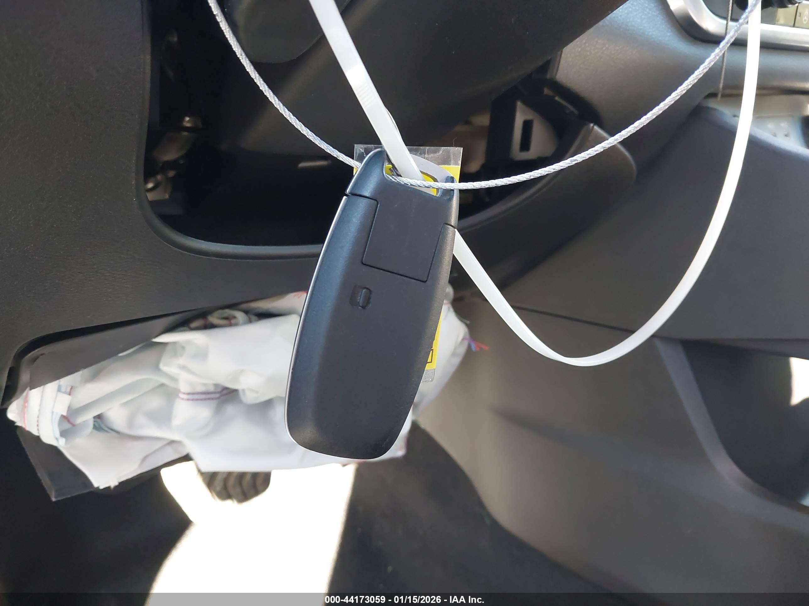 NISSAN ROGUE image 11