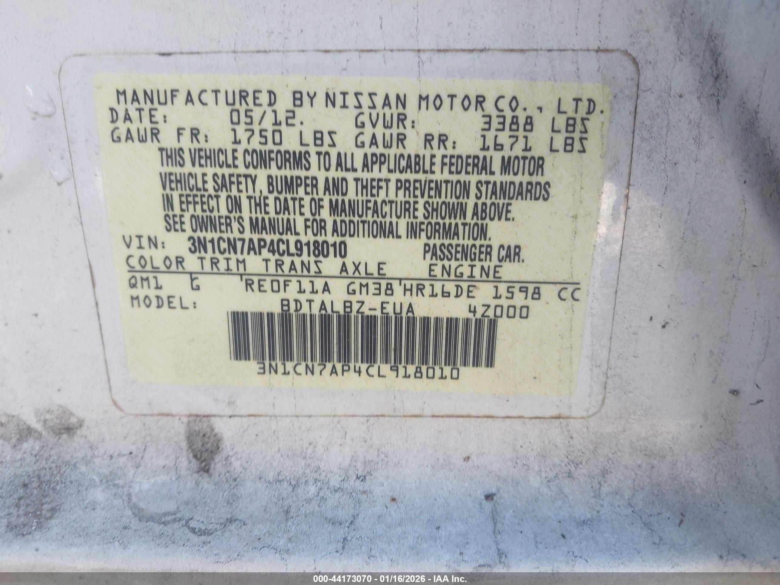 NISSAN VERSA image 9