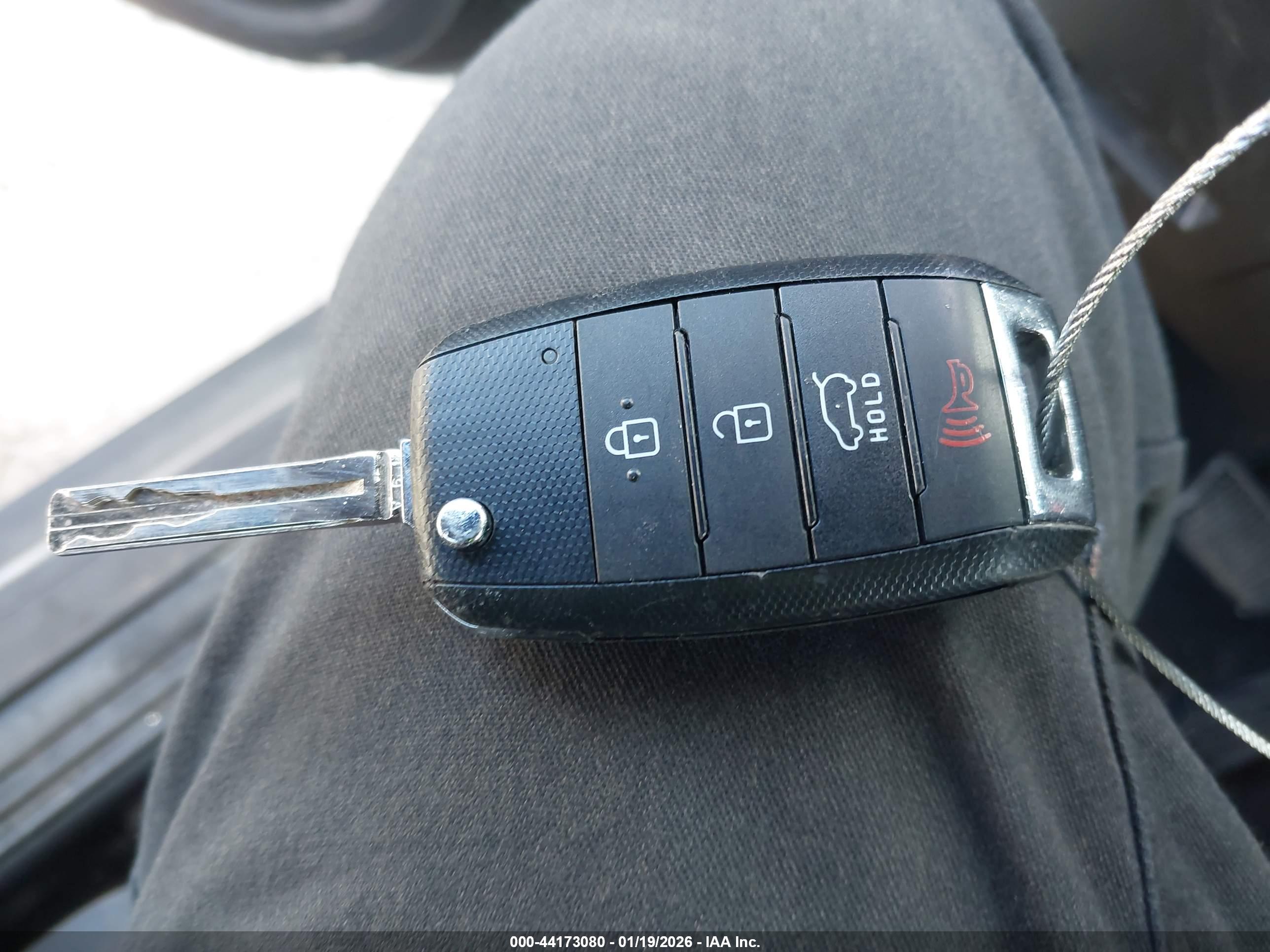 KIA SOUL image 11