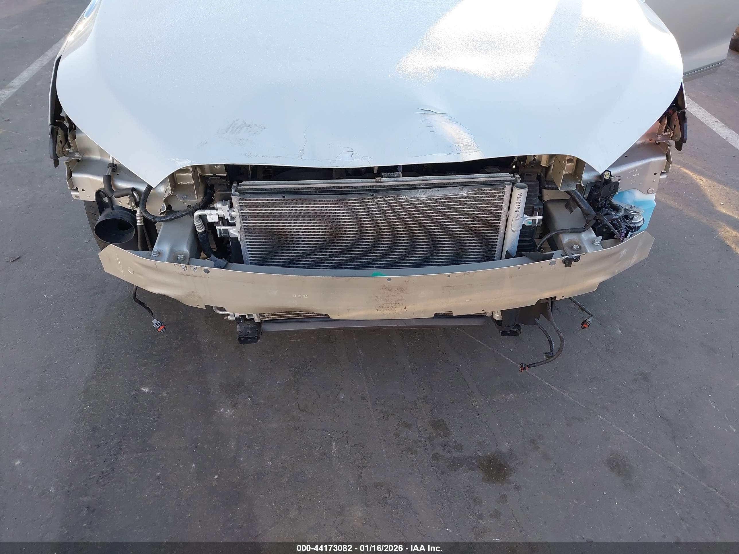 BUICK LACROSSE image 6