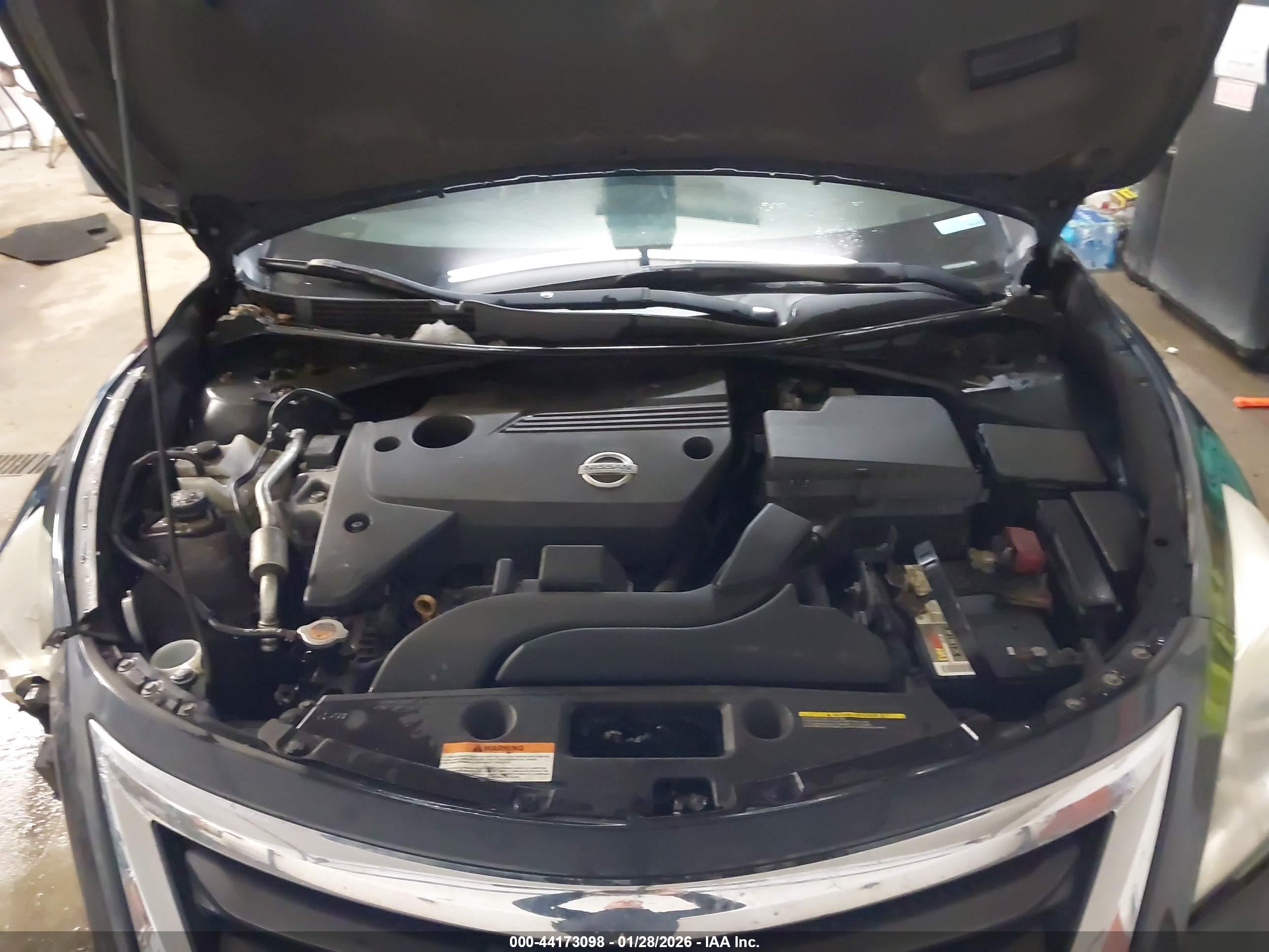 NISSAN ALTIMA image 10