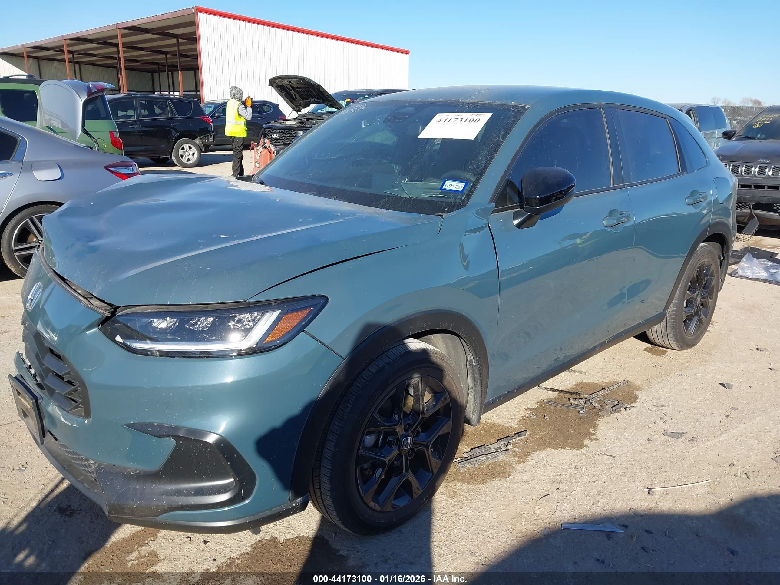 HONDA HR-V image 2