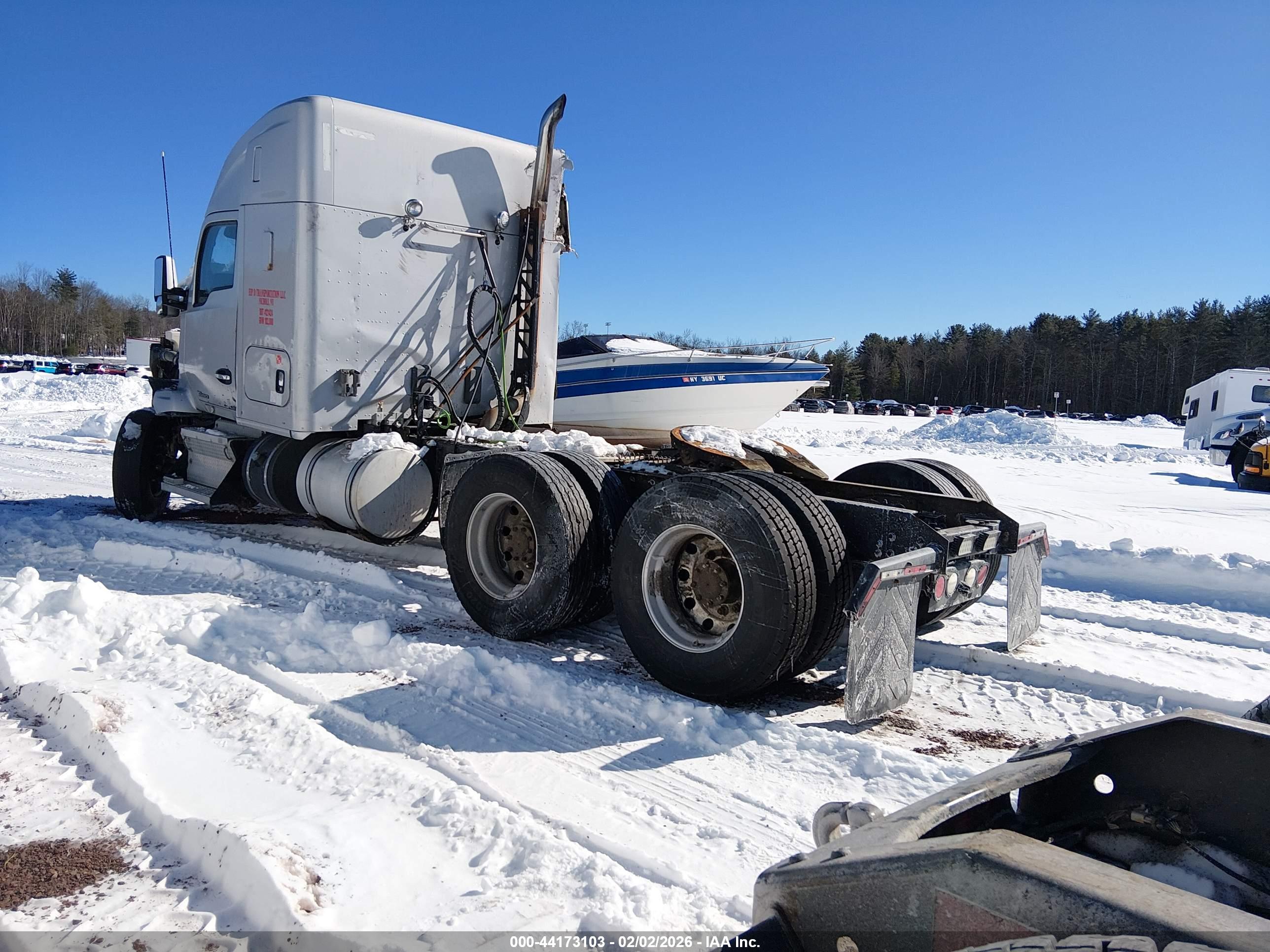 KENWORTH CONSTRUCTION image 3