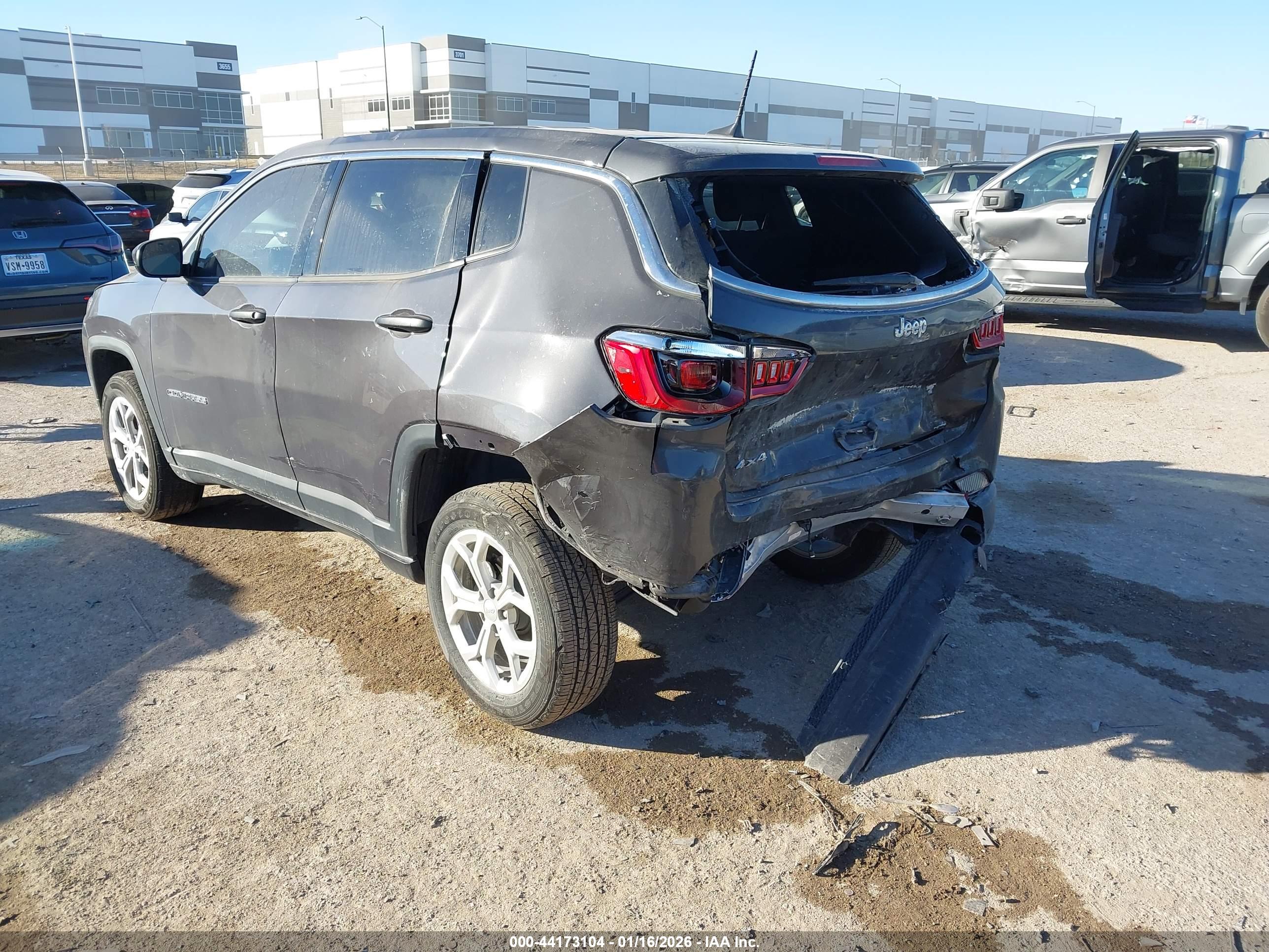 JEEP COMPASS image 3