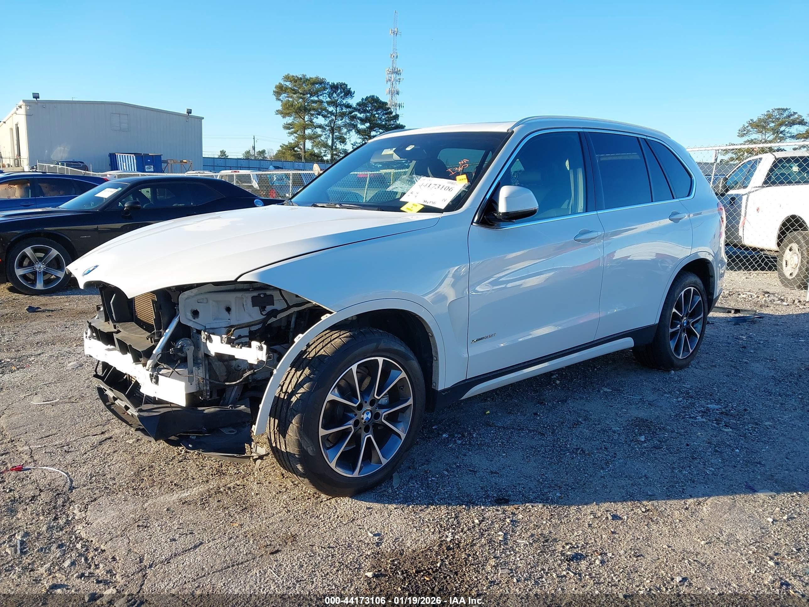 BMW X5 image 2