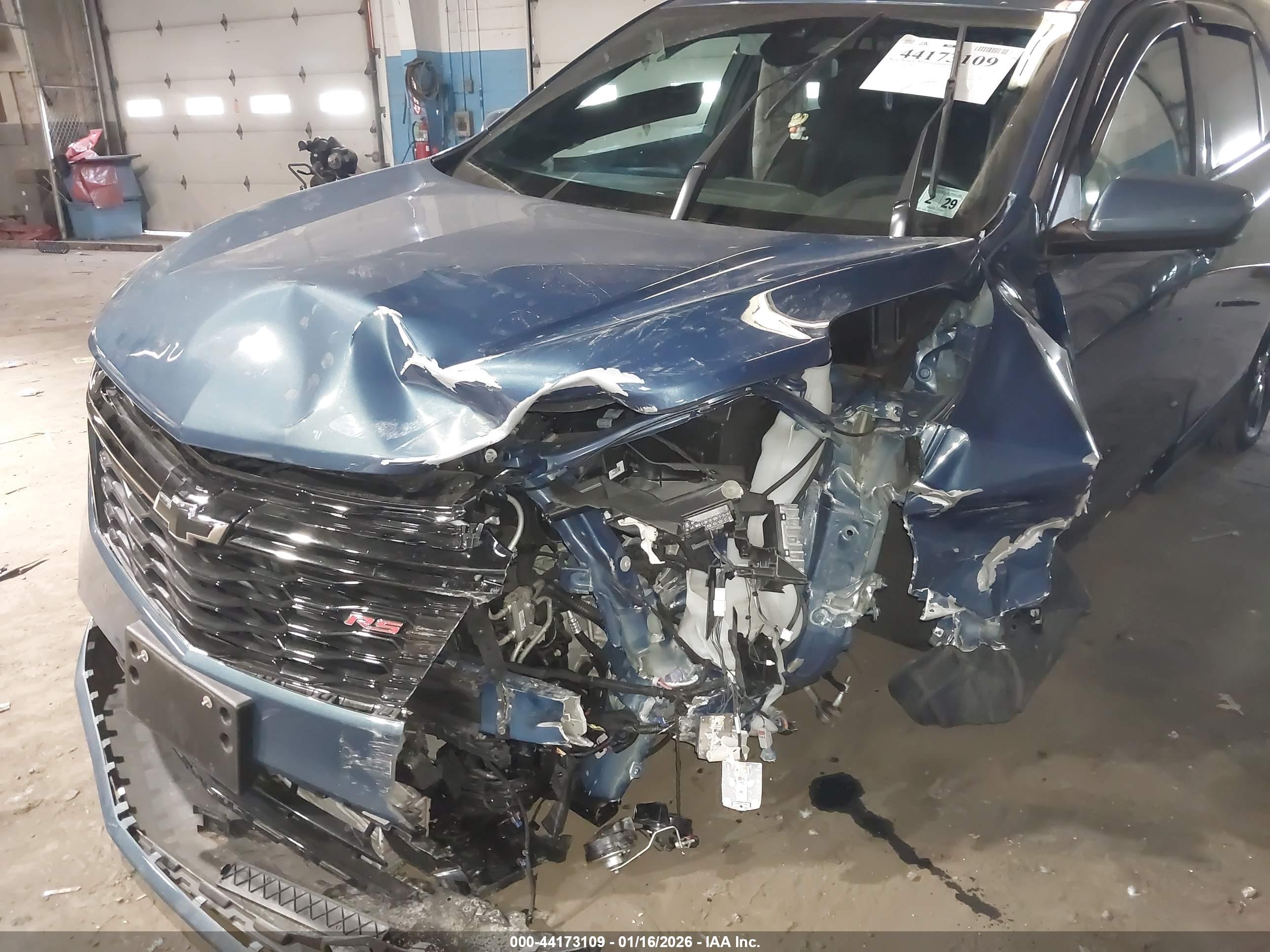 CHEVROLET EQUINOX image 6
