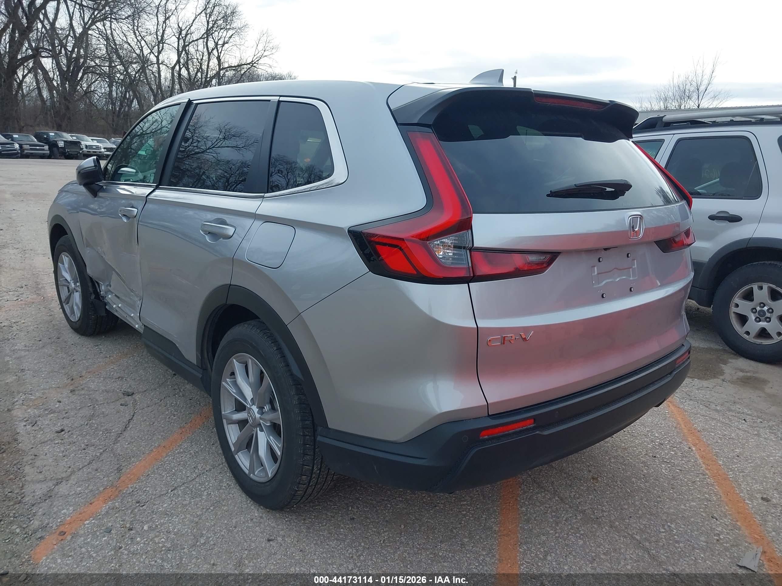 HONDA CR-V image 3