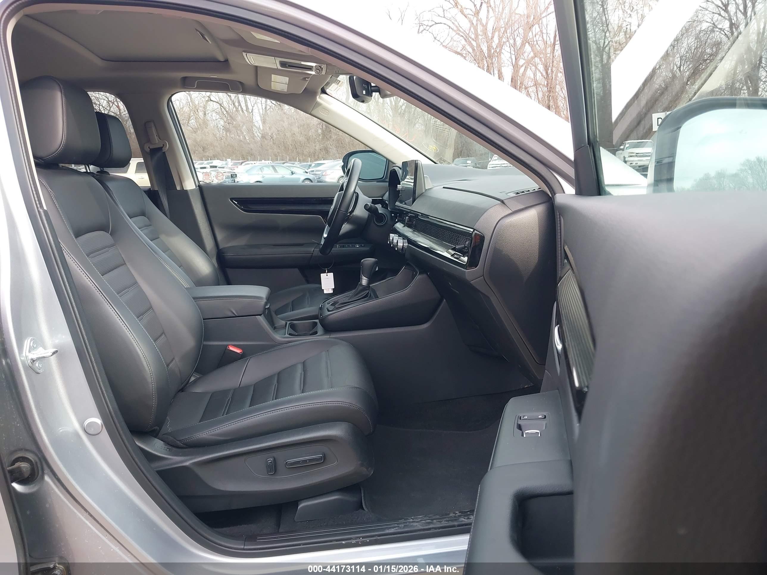 HONDA CR-V image 5