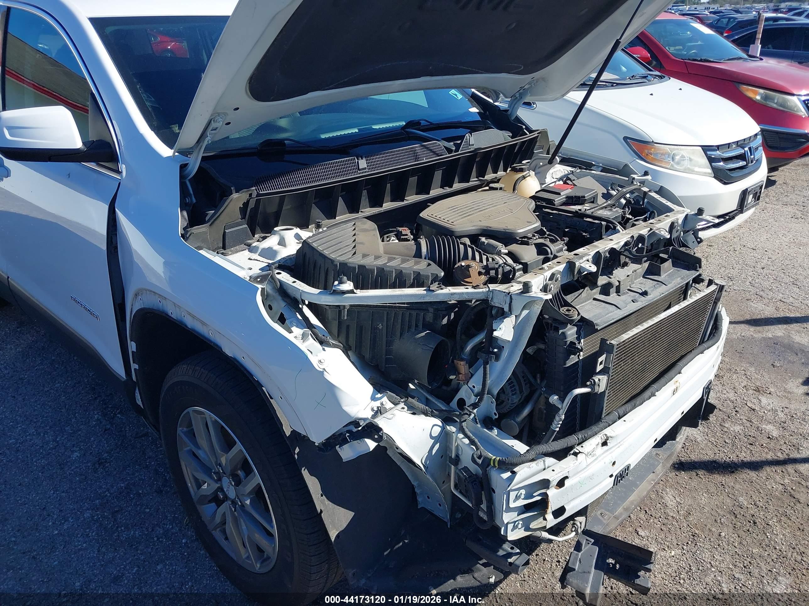 GMC ACADIA image 6