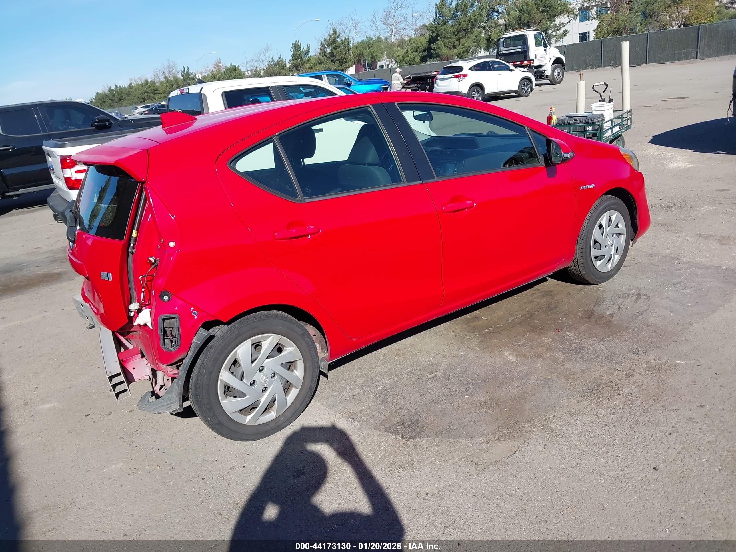 TOYOTA PRIUS image 4