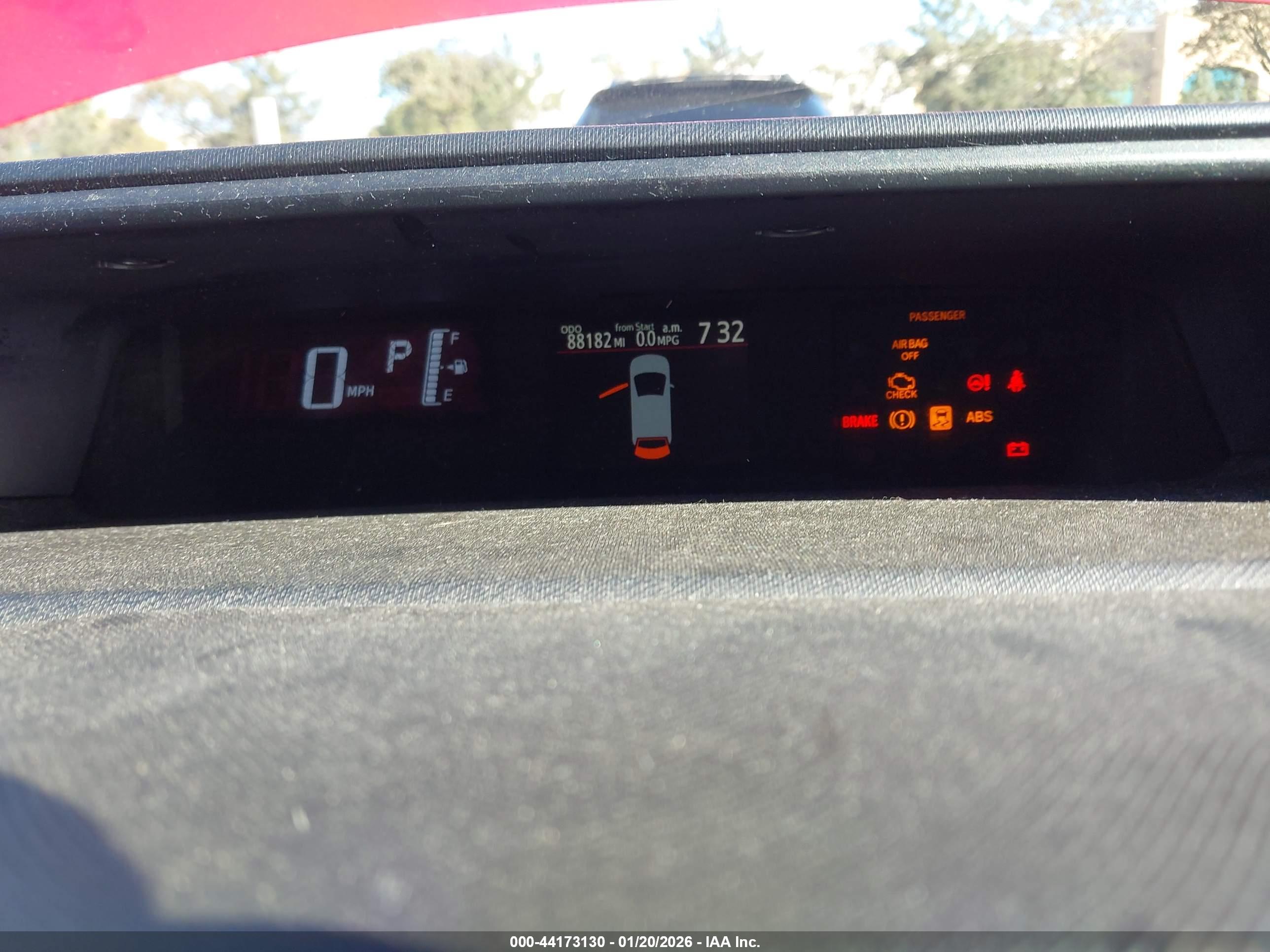 TOYOTA PRIUS image 7