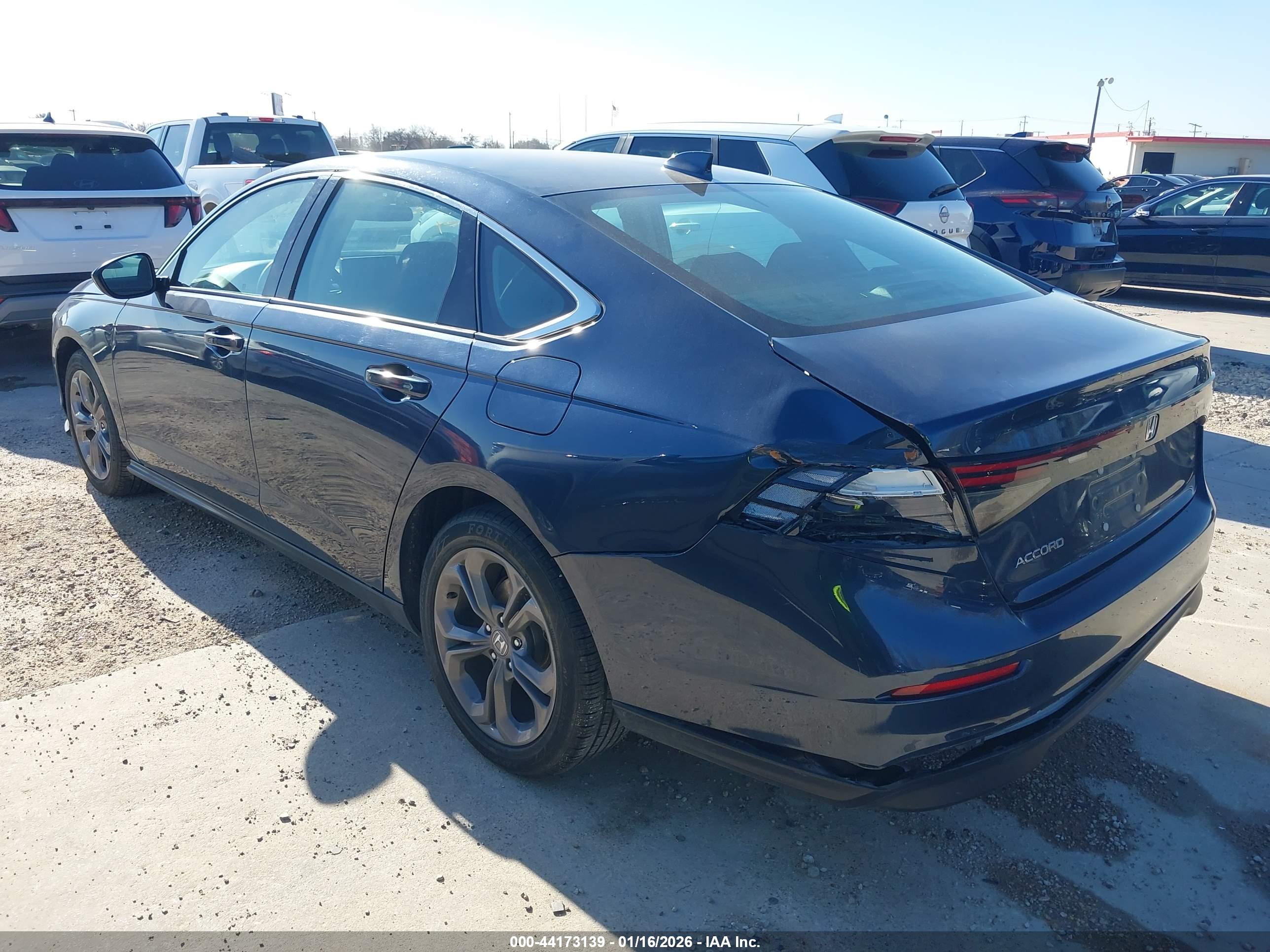 HONDA ACCORD image 3