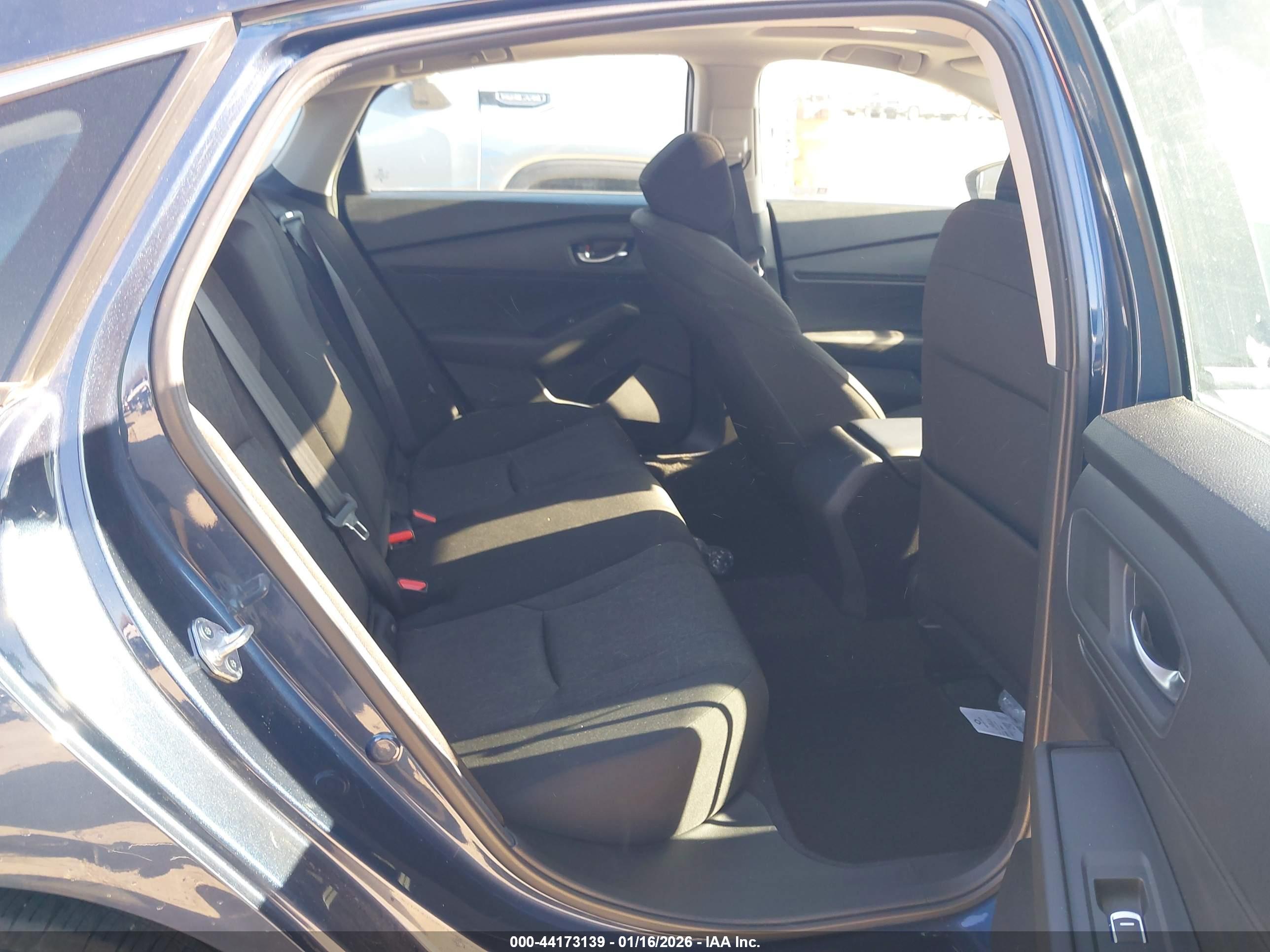 HONDA ACCORD image 8