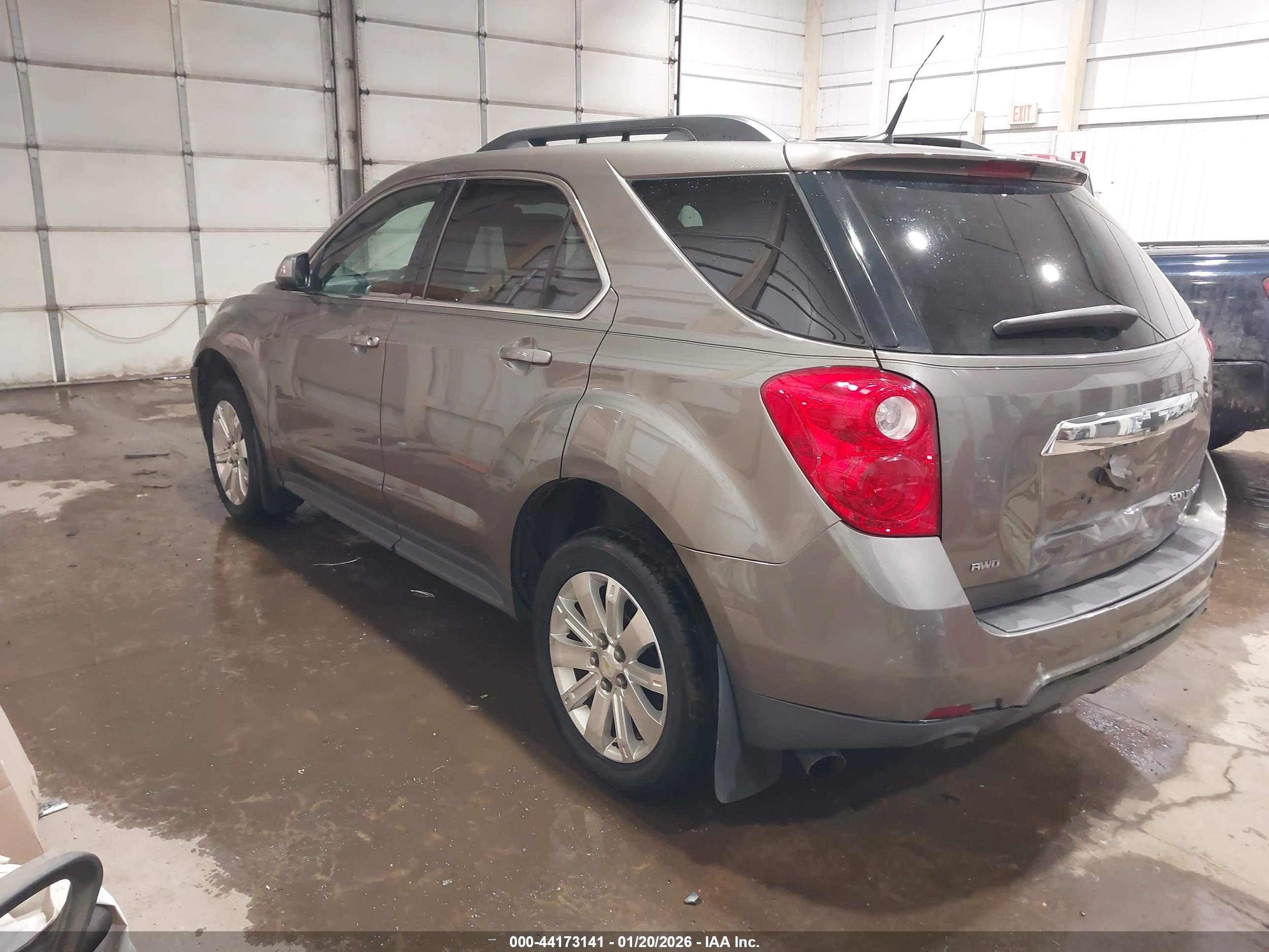 CHEVROLET EQUINOX image 3