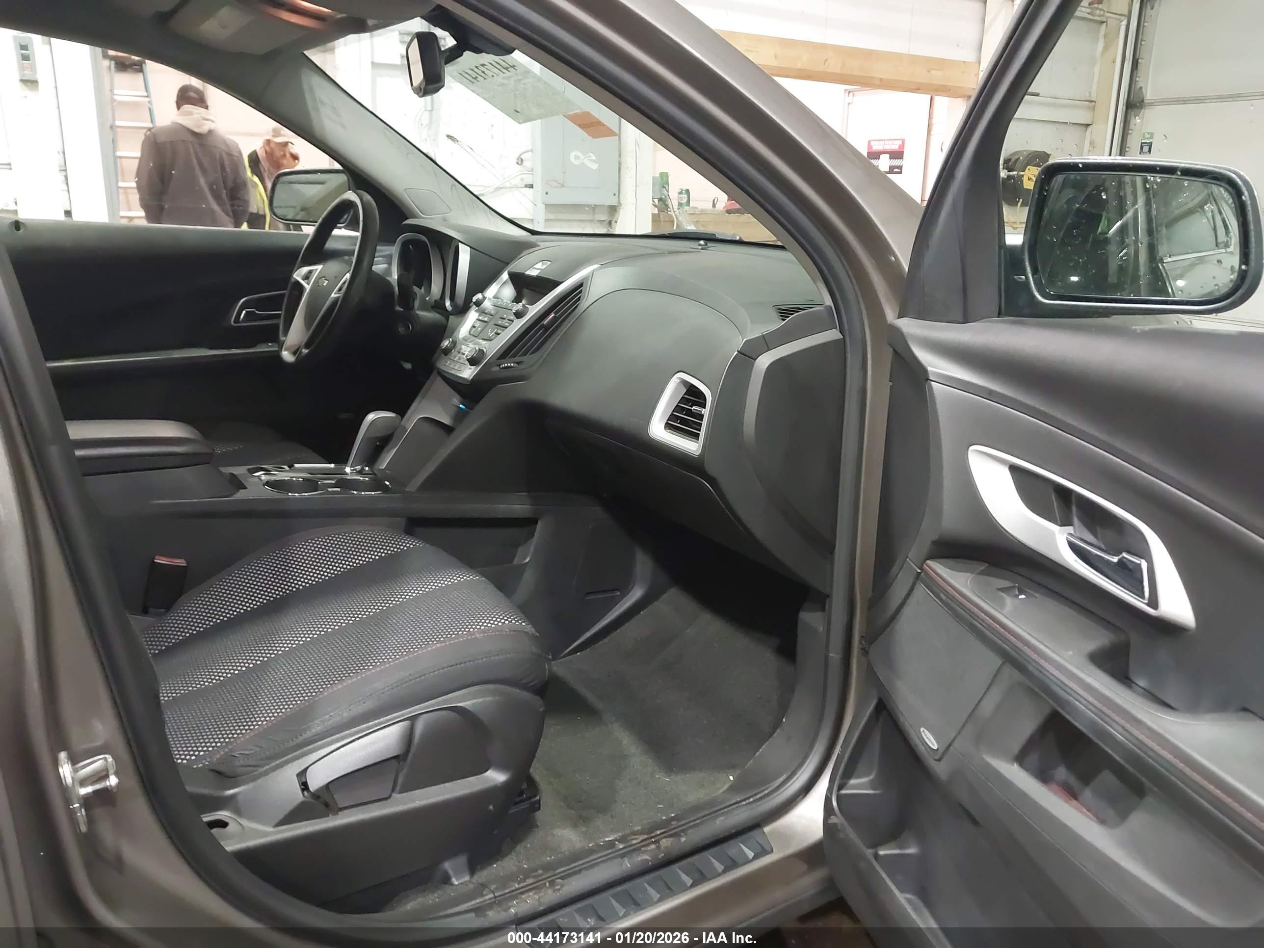 CHEVROLET EQUINOX image 5