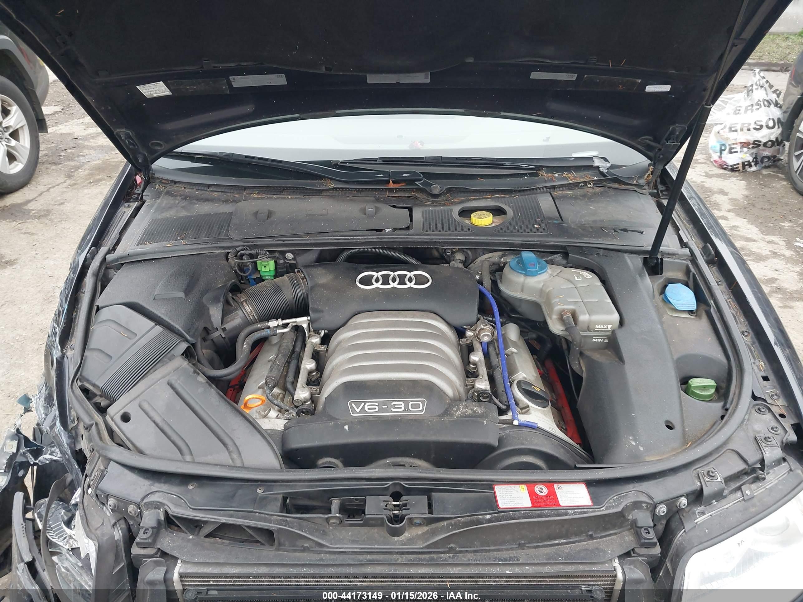 AUDI A4 image 10