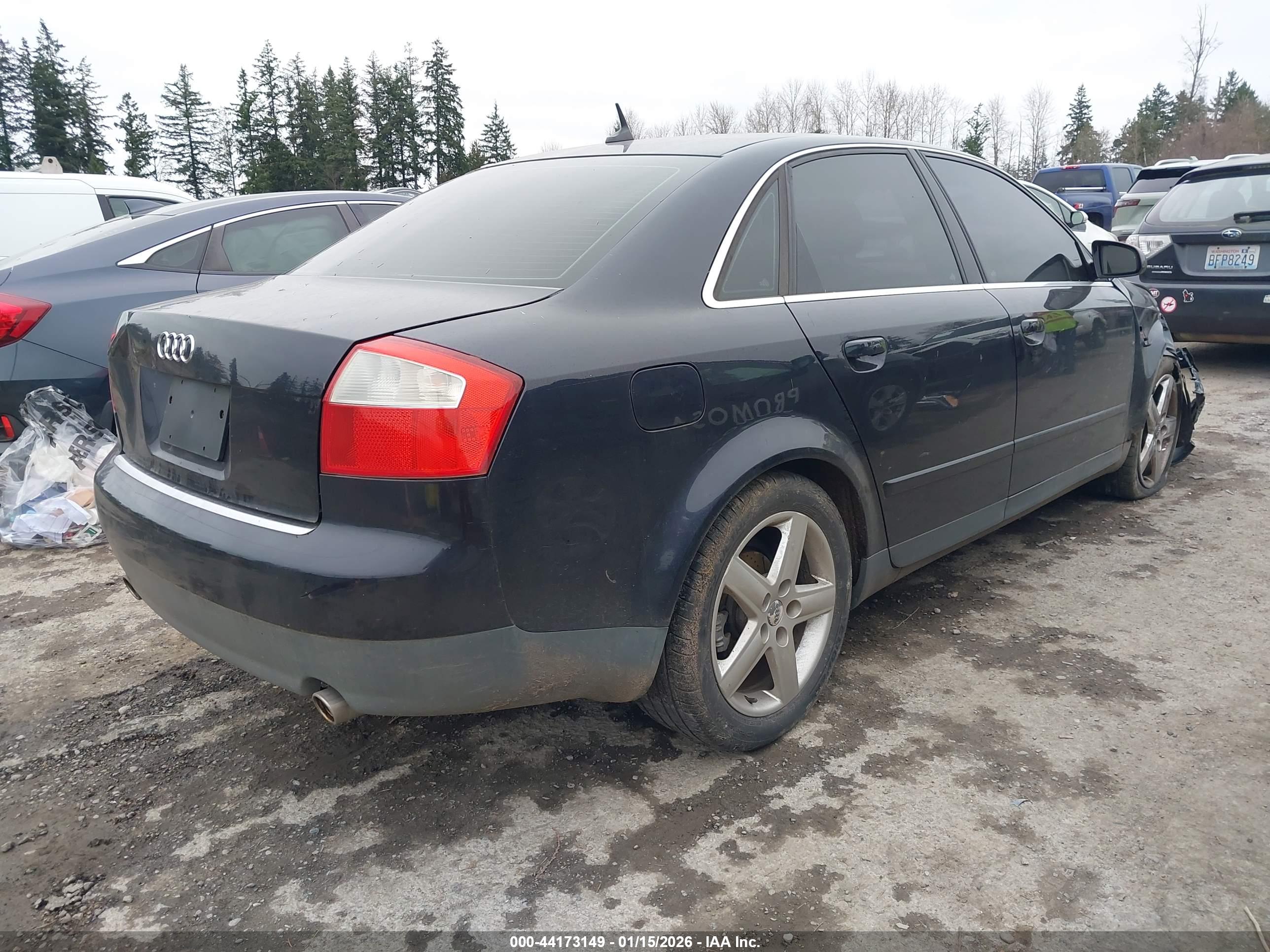 AUDI A4 image 4