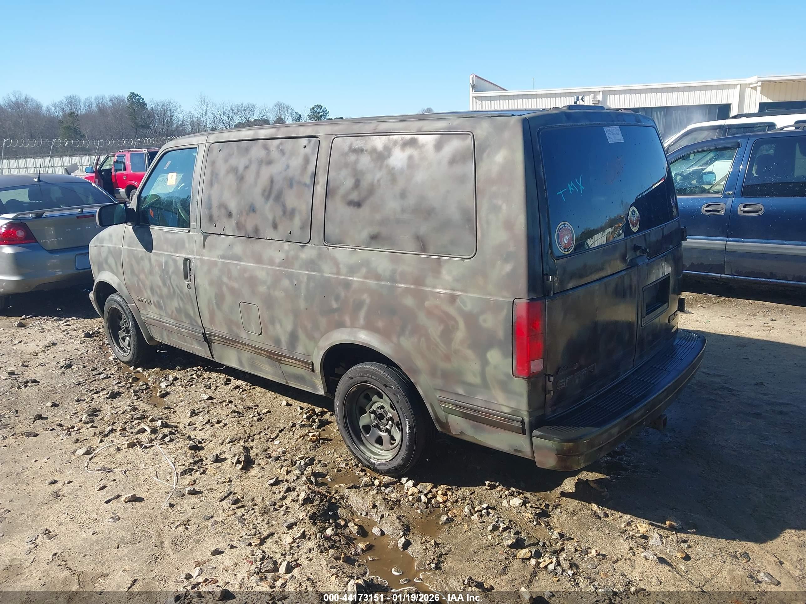 GMC SAFARI image 3